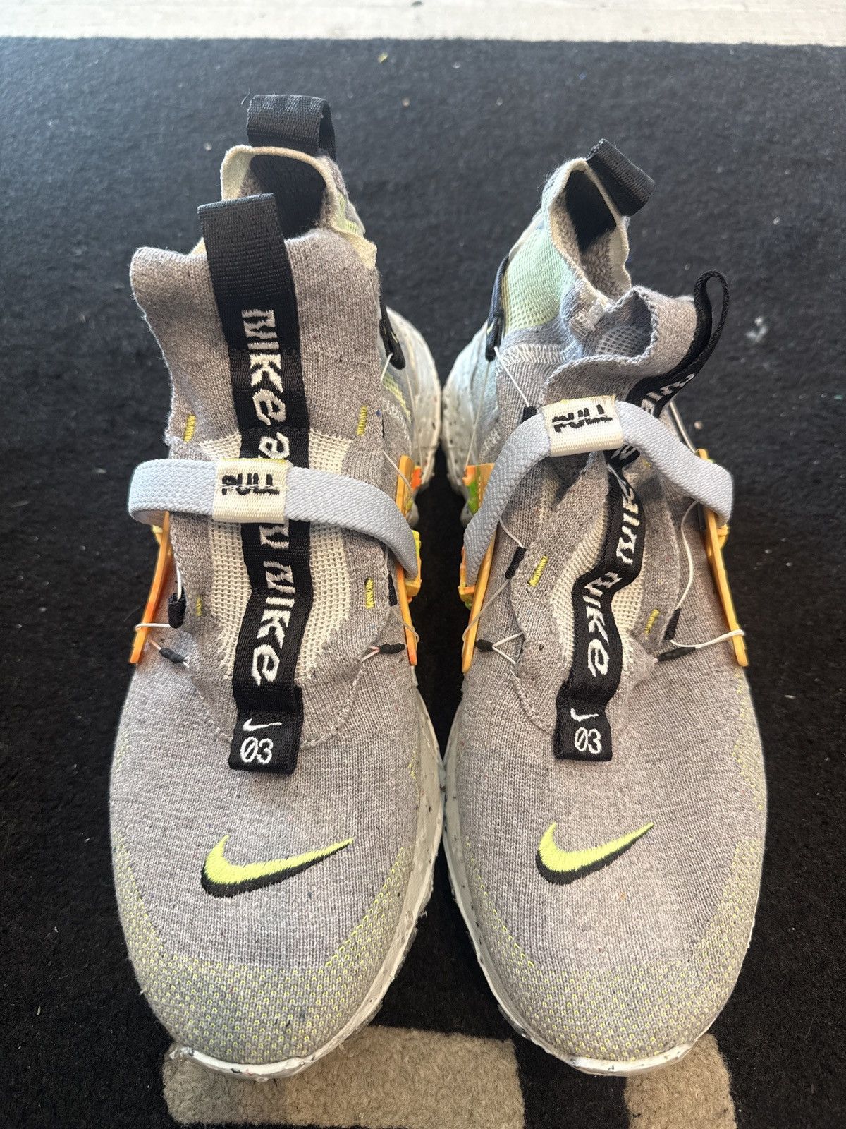 Nike Nike space hippie 03 grey volt size 9 Size US 9 / EU 42 - 7 Thumbnail