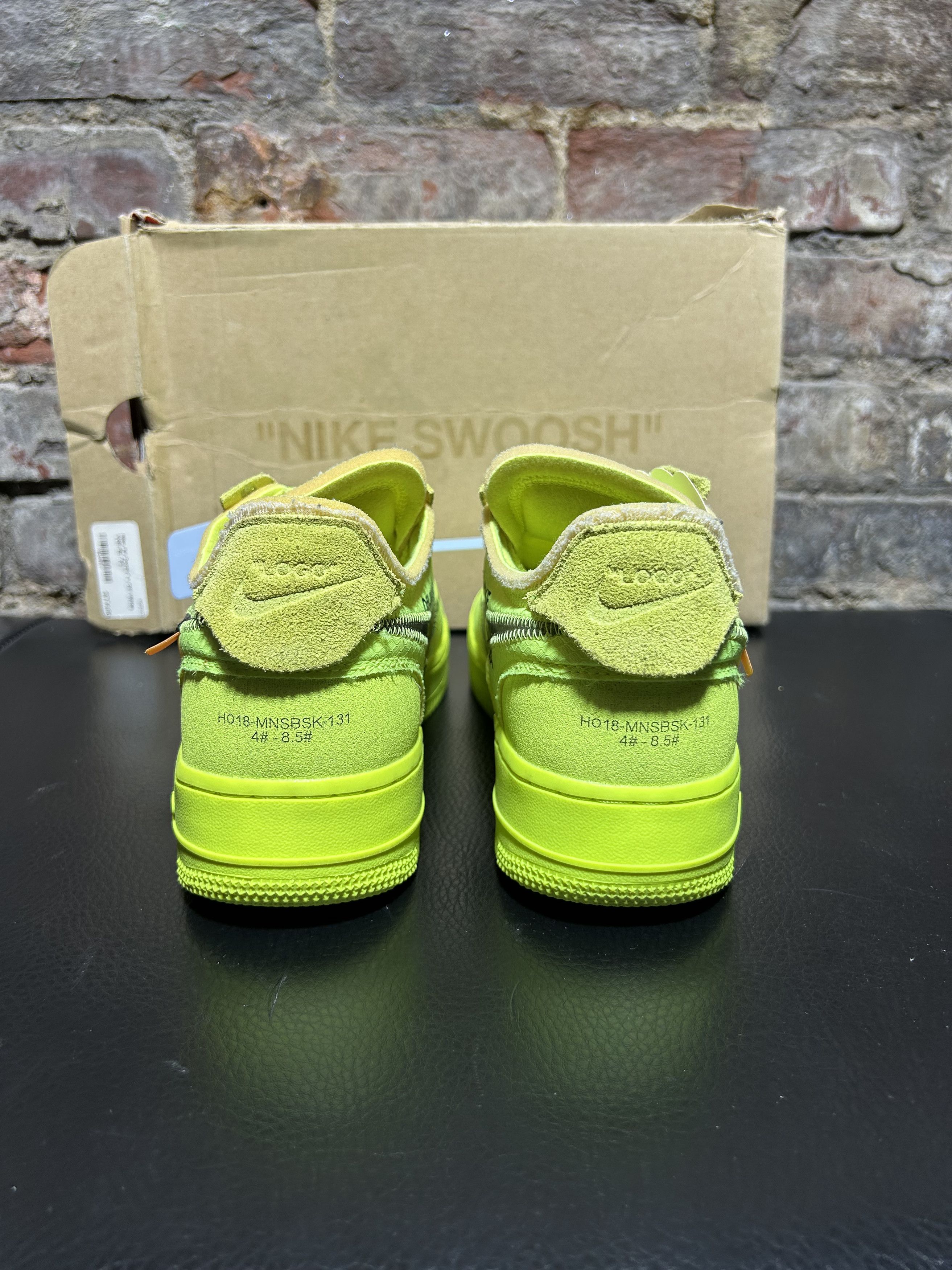 Nike × Off-White Off-White Air Force 1 Volt Size US 7.5 / EU 40-41 - 4 Thumbnail