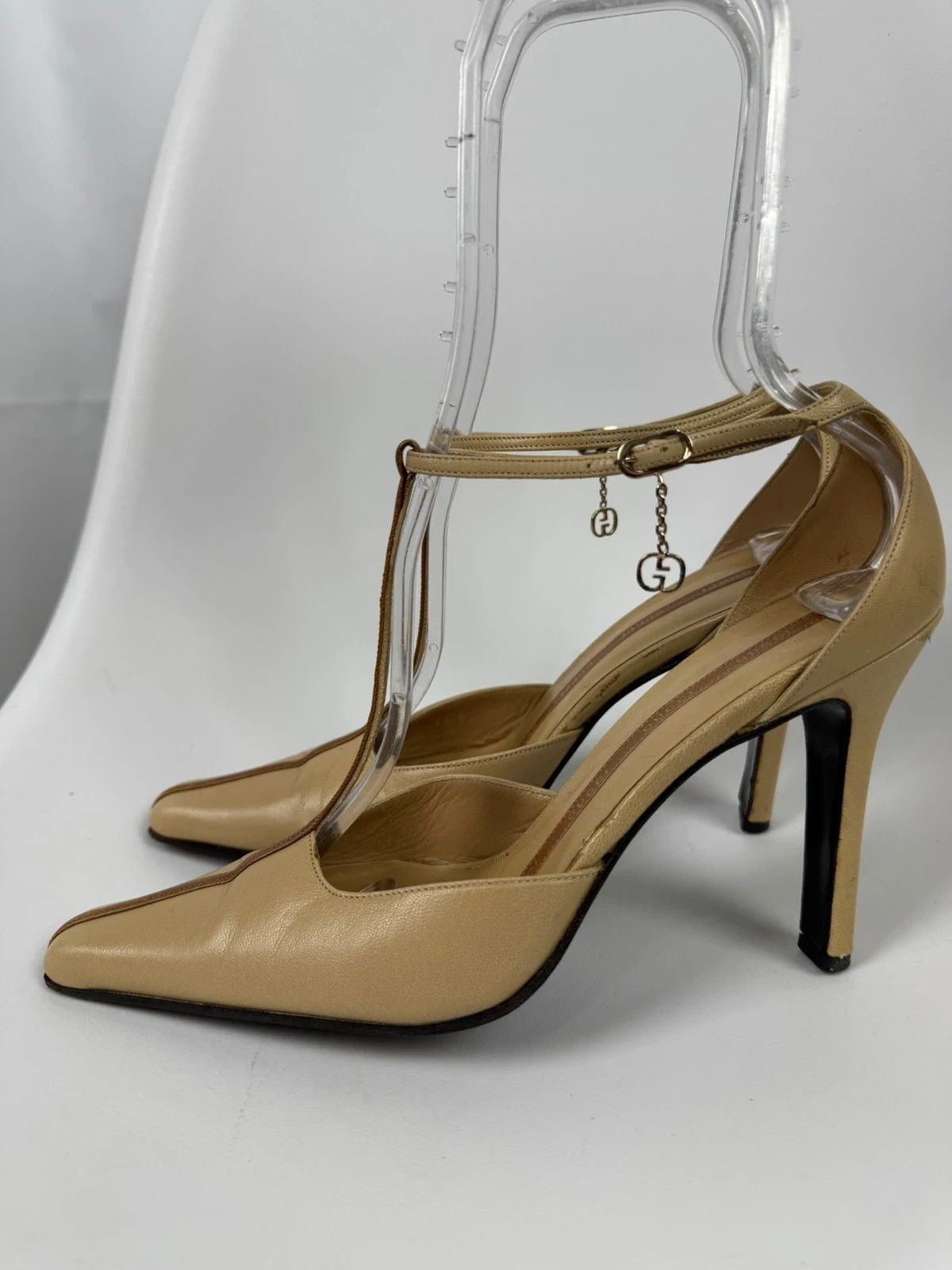 Gucci Gucci Leather GG T-Strap Pump size 38 Size US 8 / IT 38 - 3 Thumbnail