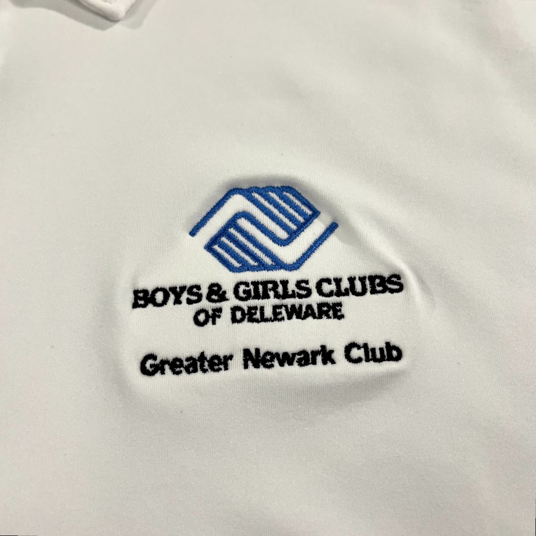 Peter Millar PETER MILLAR Polo Shirt Mens 2XL XXL White Golf S/S Boys & Girls Club Delaware Size US XXL / EU 58 / 5 - 3 Thumbnail