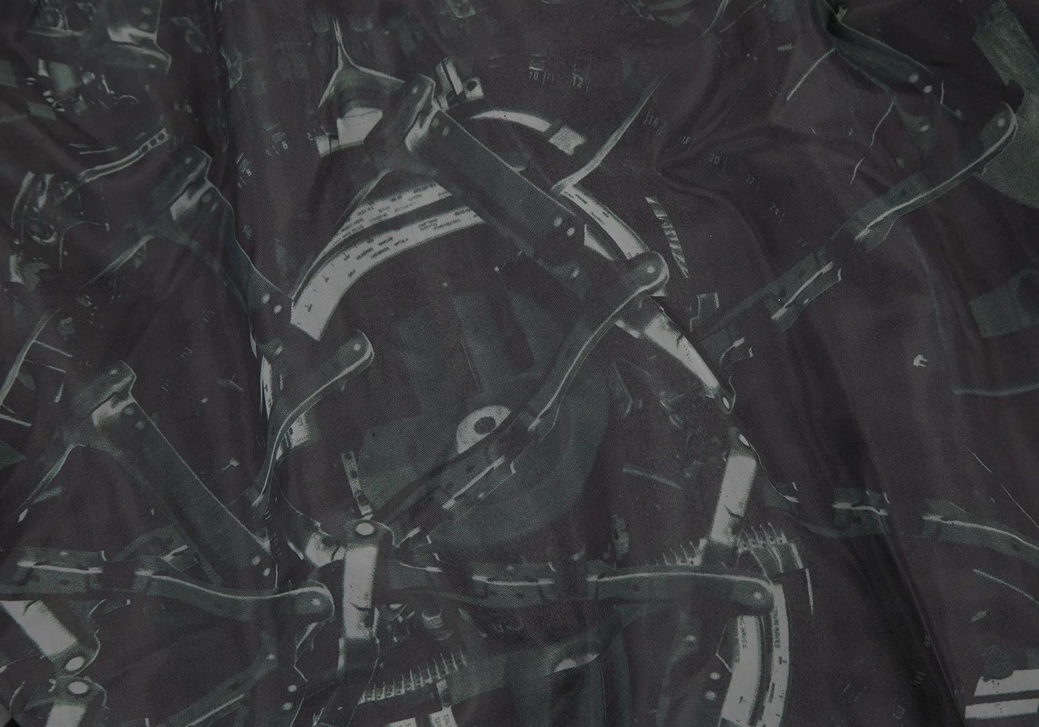 Issey Miyake Foil Print Fur Half Coat in Black Silver, Size M Size US M / EU 48-50 / 2 - 14 Thumbnail