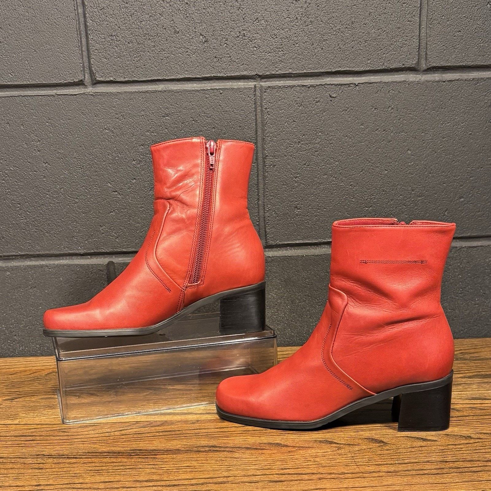 90s Y2K Vintage Naturalizer Red Leather Square Toe Boots