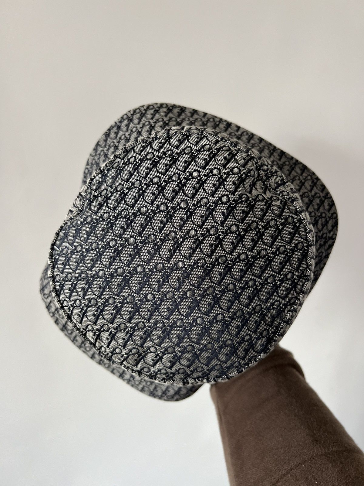 Dior ARCHIVE 90’s MONOGRAM CHRISTIAN DIOR BUCKET HAT SIZE 57 Size ONE SIZE - 4 Thumbnail