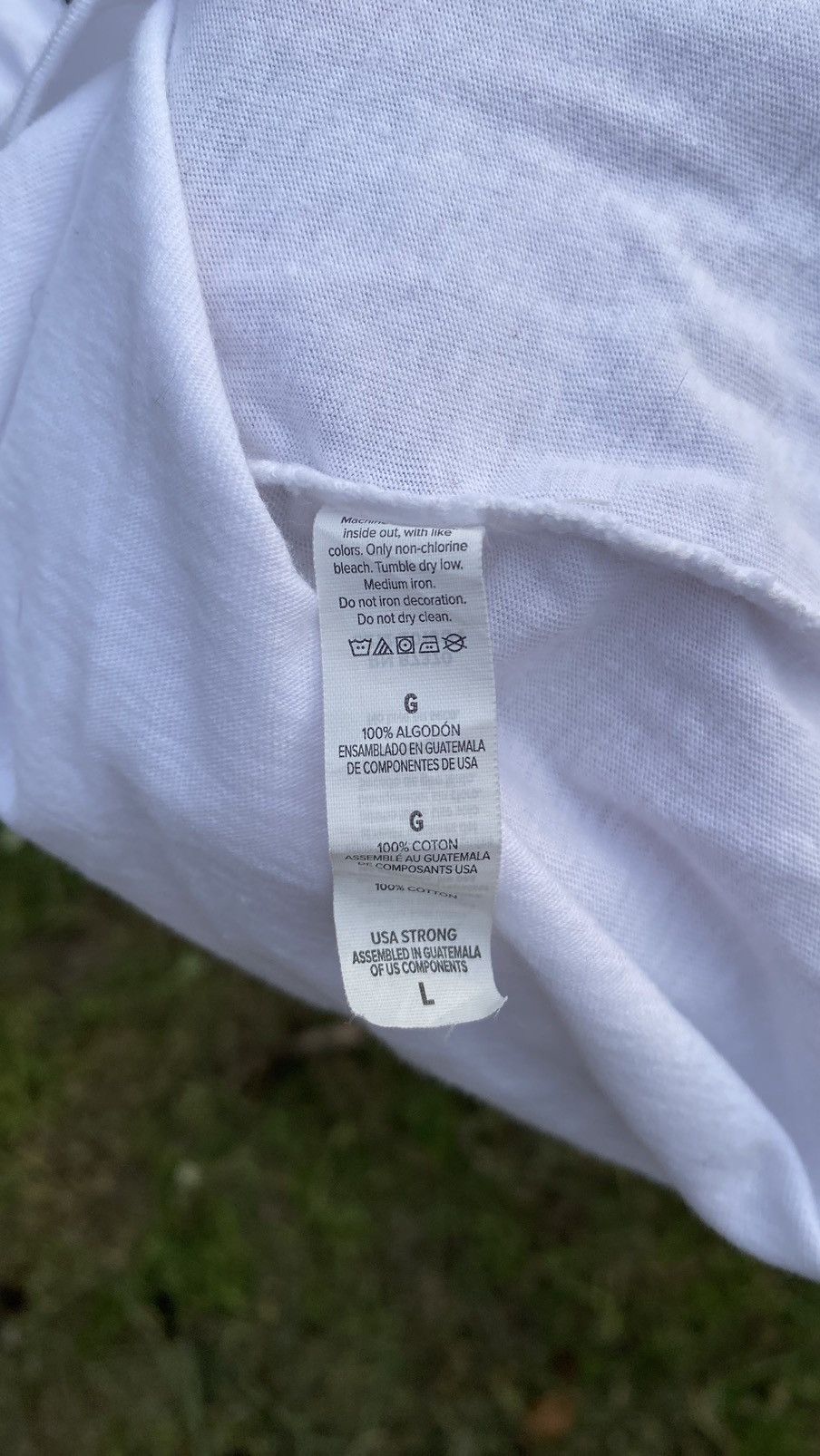 Revenge BAD Hand Tshirt Size US L / EU 52-54 / 3 - 4 Thumbnail