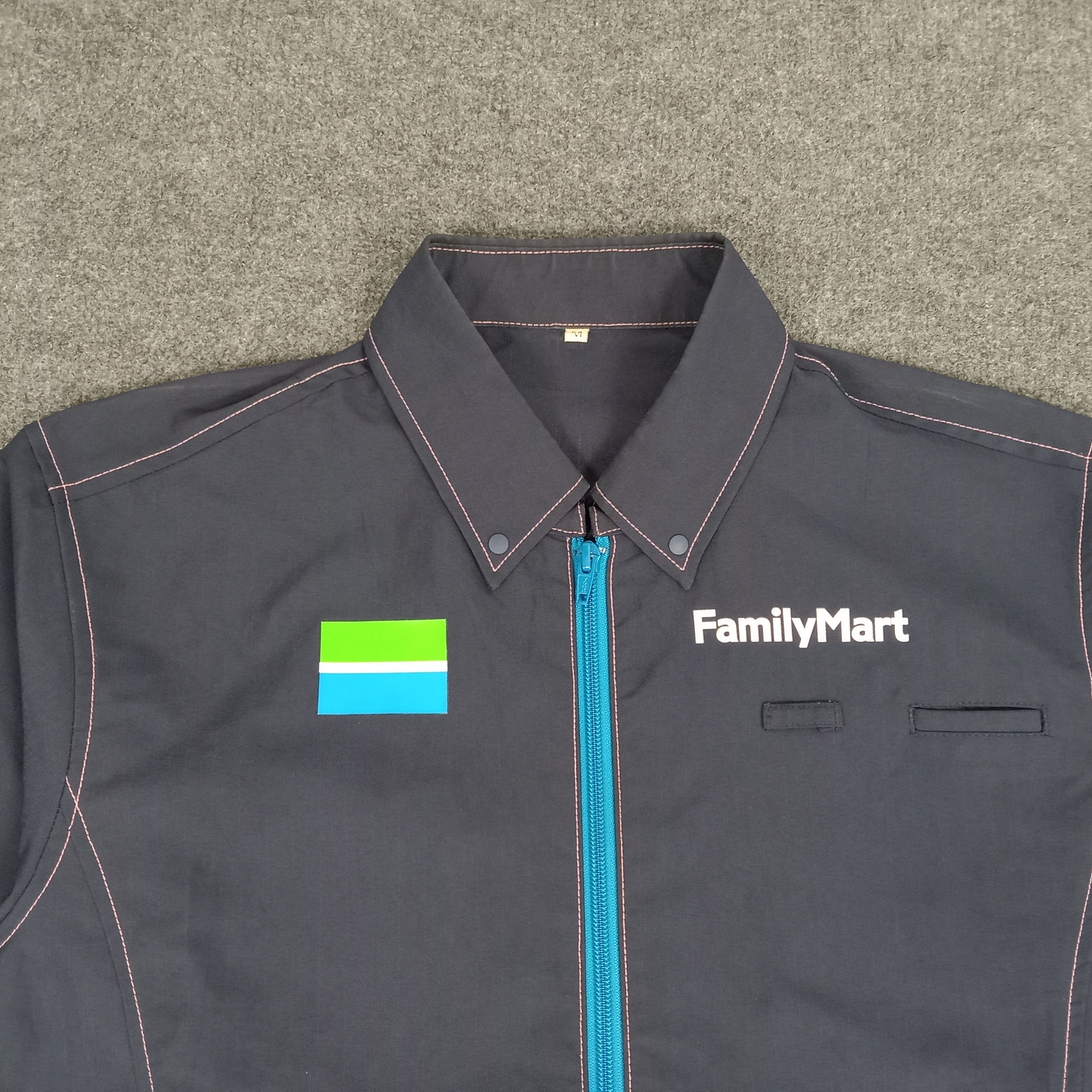 Japanese Brand × Vintage Family Mart Japanese Brand Long Sleeve Staff Jacket Size US M / EU 48-50 / 2 - 2 Thumbnail