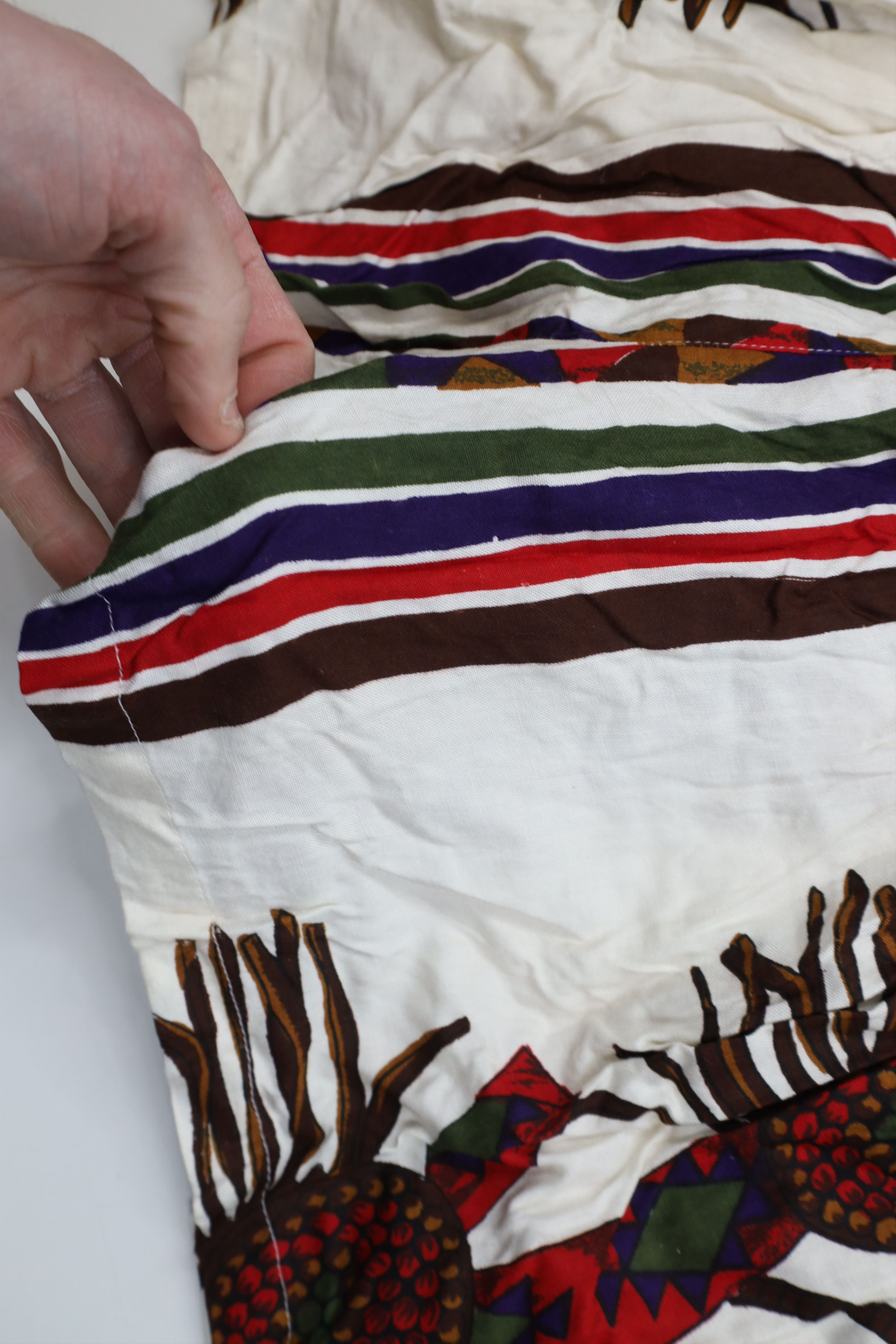 Vintage Vintage 90s Streetwear Gabardine Abstract Geometric Shorts Size 22" - 7 Thumbnail