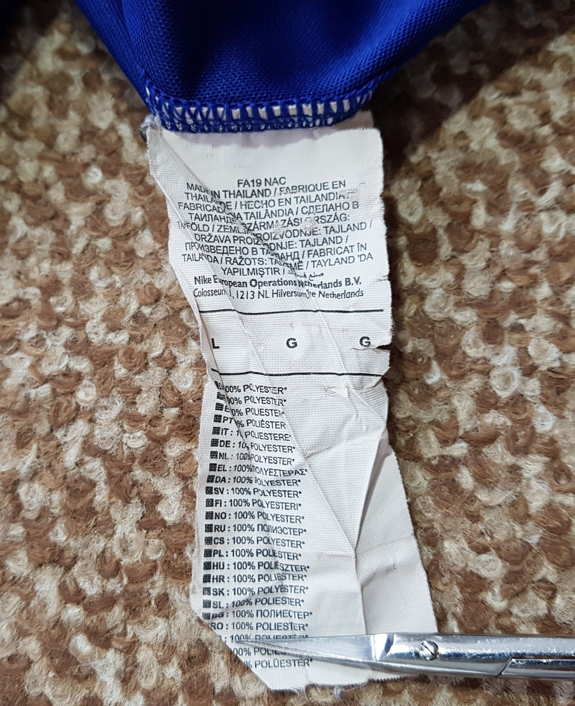 Nike Chelsea FC 2019/20 Nike Home Soccer Jersey Football Shirt L Size US L / EU 52-54 / 3 - 16 Thumbnail
