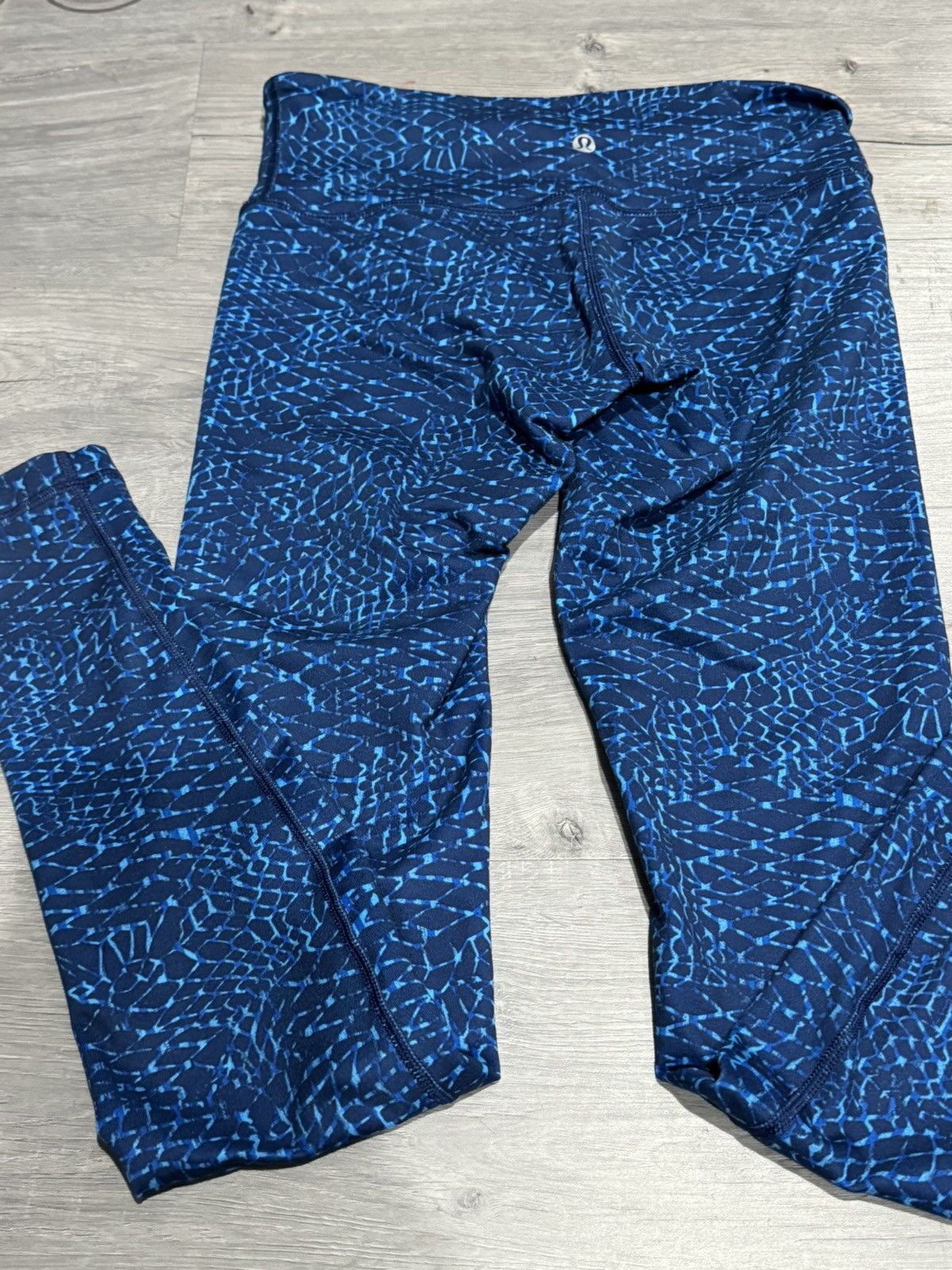 Lululemon Lululemon Wunder Under Pants Blue Samba Kayak Print Pull-On Size 28" / US 6 / IT 42 - 4 Thumbnail