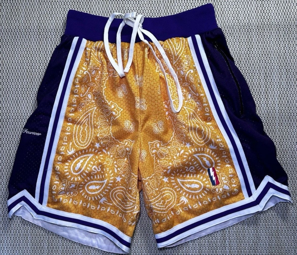 Collect and Select Collect & Select Mamba Los Angeles LAKERS Swingman Shorts Size US 36 / EU 52 - 1 Thumbnail