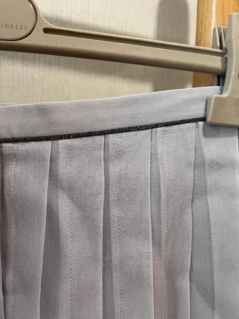 Brunello Cucinelli Brunello Cucinelli Light Purple Beaded Mesh Skirt Size 26" / US 2 / IT 38 - 4 Thumbnail