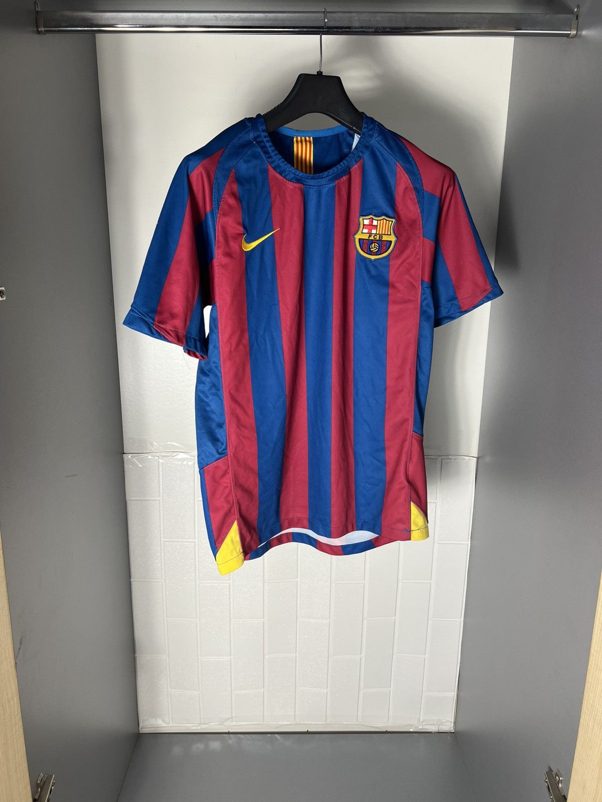 Nike × Vintage VERY RARE NIKE FC BARCELONA SPAIN SOCCER JERSEY RETRO 90s Size US M / EU 48-50 / 2 - 3 Thumbnail