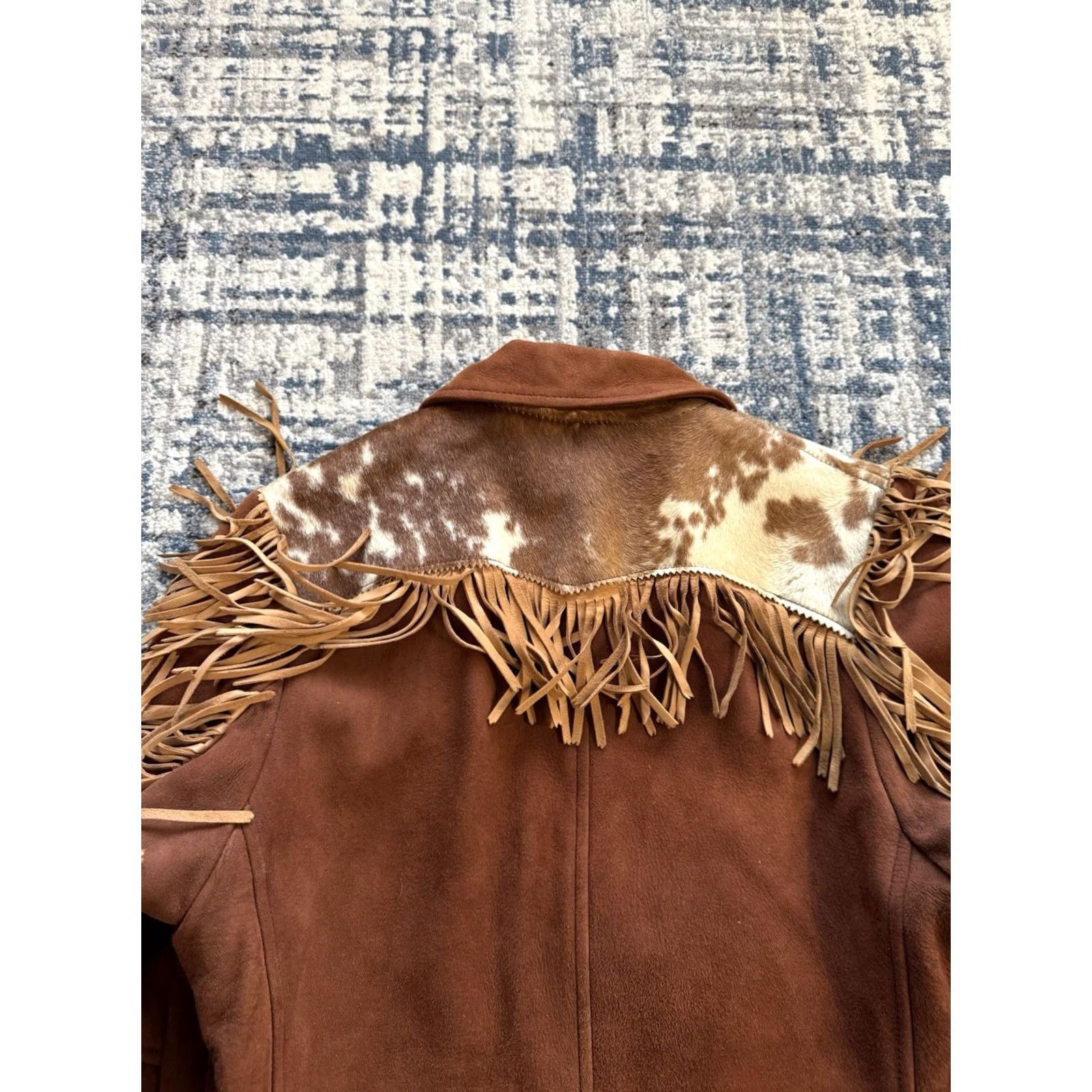 Vintage VINTAGE 1940s K-Bar-Z Brown Suede Cowhide Leather Fringe Jacket Women’s Sz M Shirt Womens Brown Cowhide Fringe Jacket 1940s K-Bar-Z Size M / US 6-8 / IT 42-44 - 6 Thumbnail