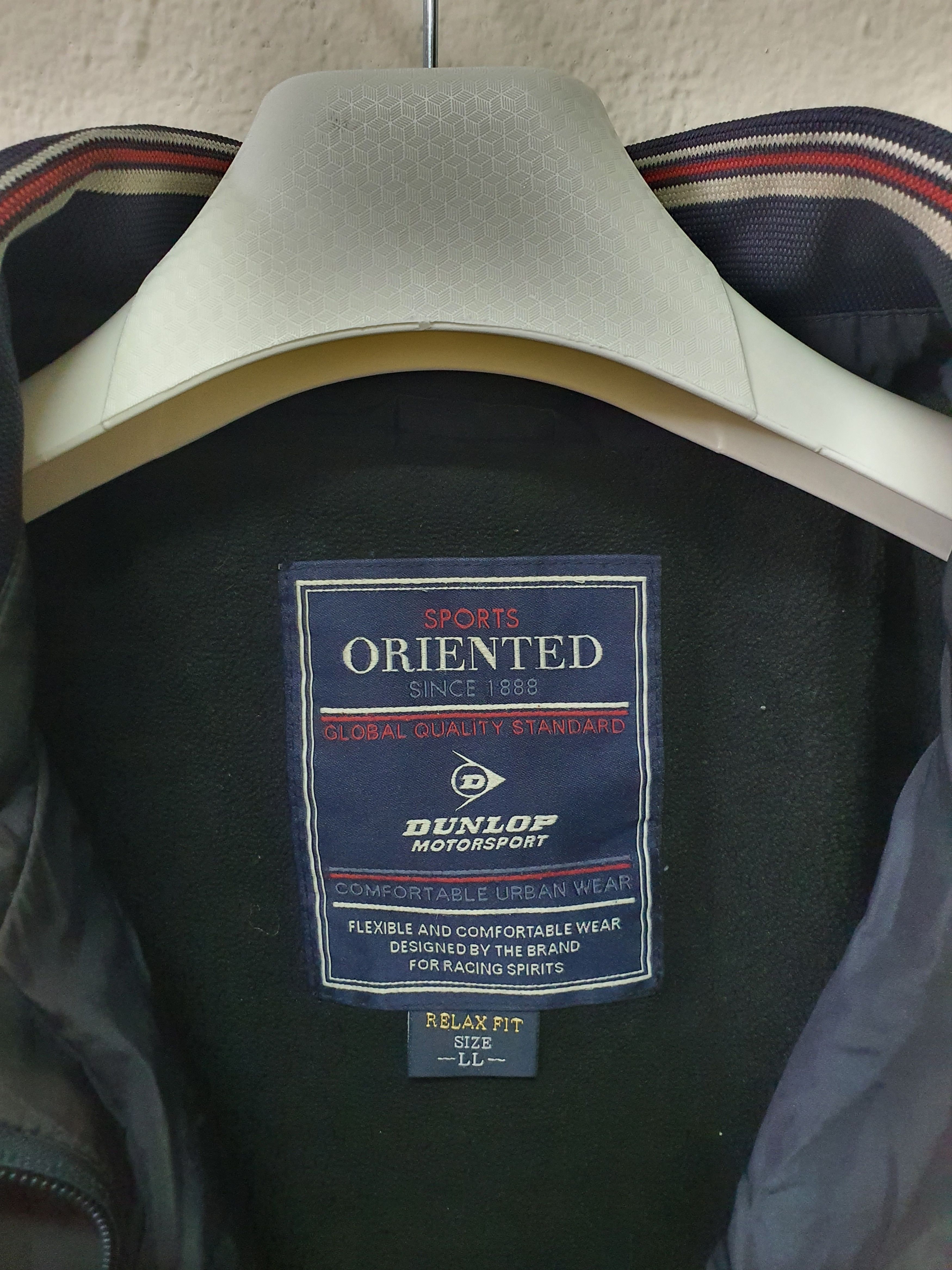 Dunlop vintage Dunlop windbreaker jacket Size US L / EU 52-54 / 3 - 6 Thumbnail