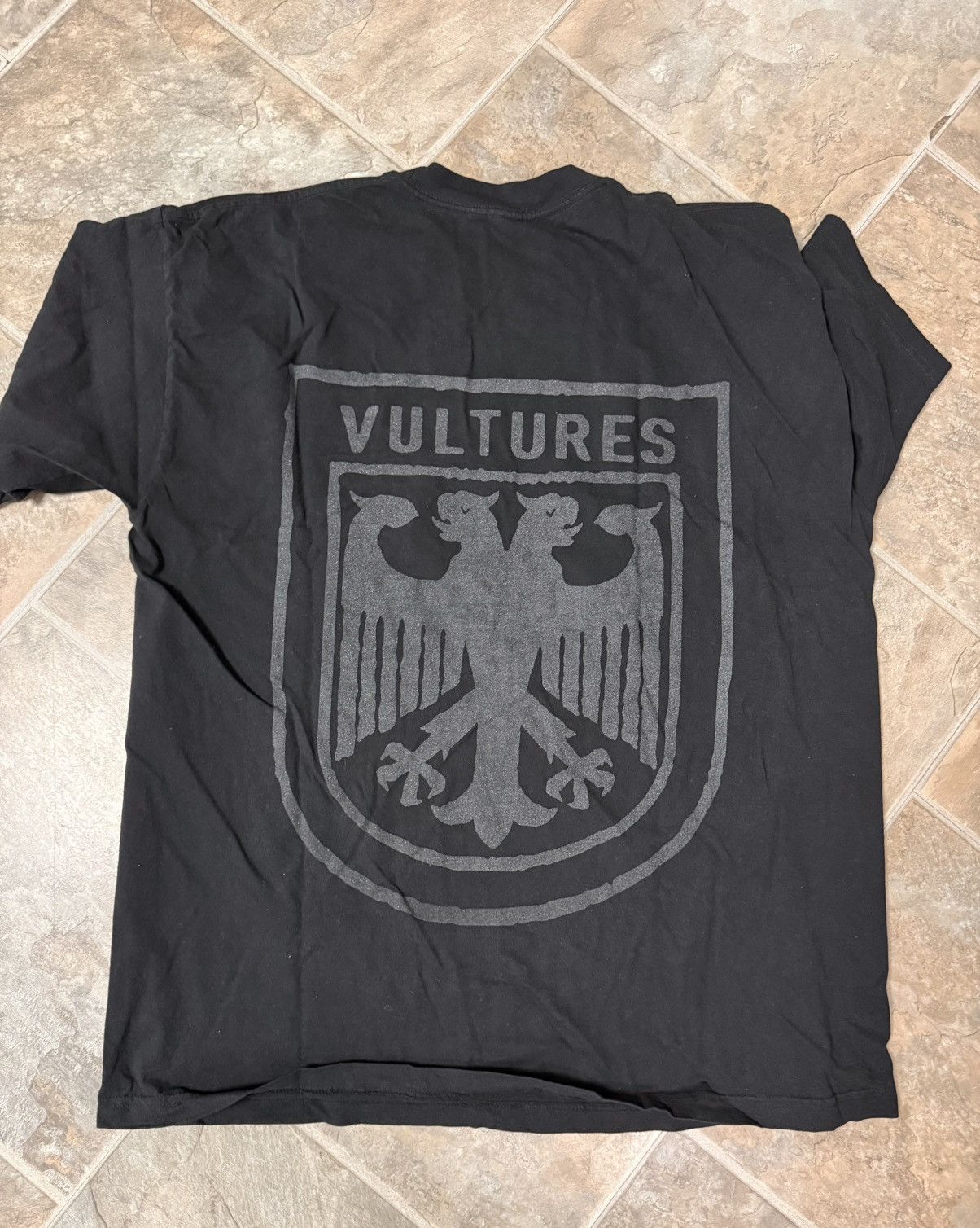 Kanye West Vultures 3M black t-shirt Size US L / EU 52-54 / 3 - 2 Thumbnail