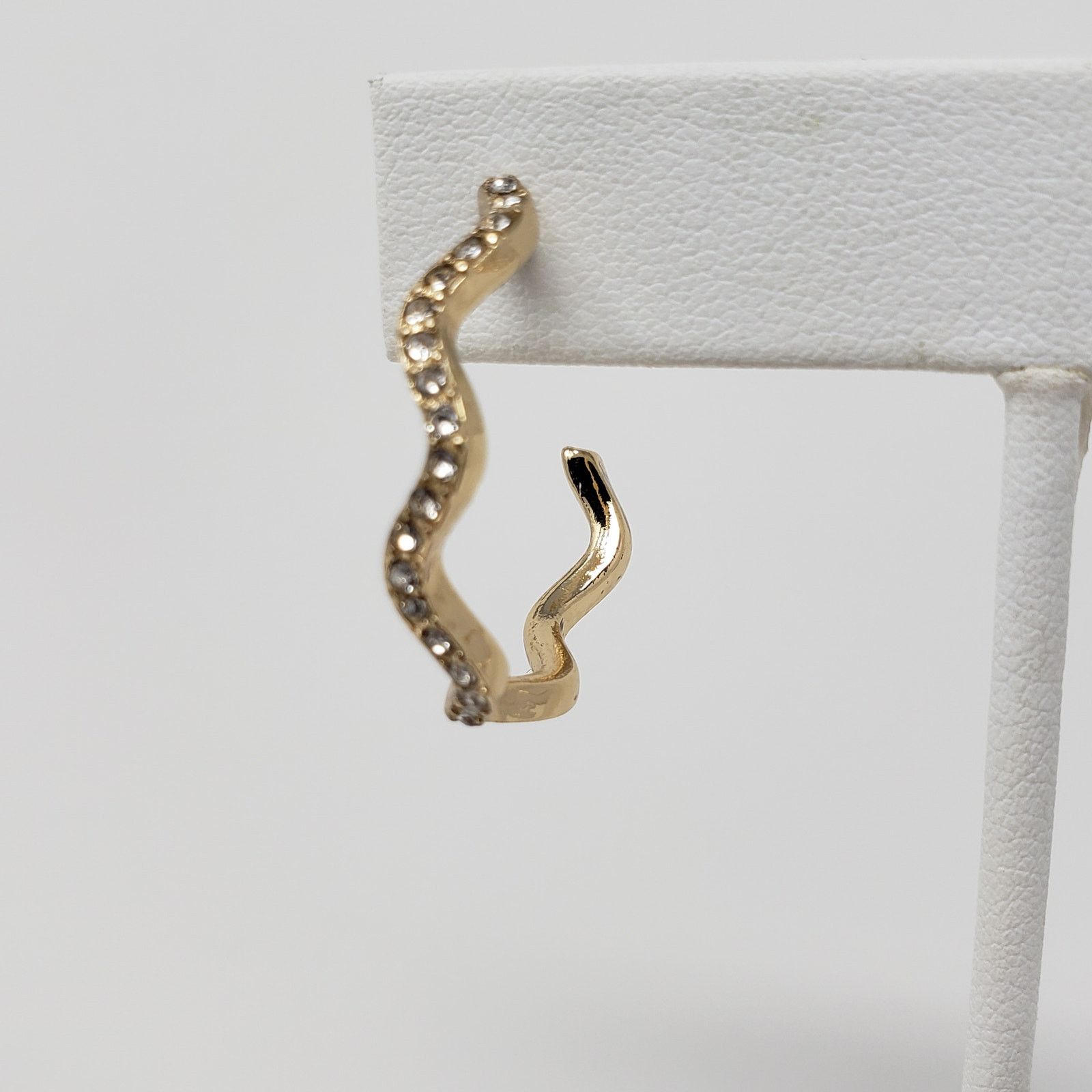 Other NWT Sugarfix Baublebar Zig-Zag Hoop Post Gold-Tone Earrings Size ONE SIZE - 3 Thumbnail