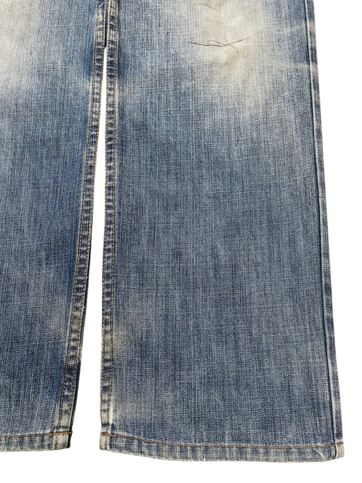 Eddie Bauer Vintage 90s Eddie Bauer Blue Faded Wash Wide Leg Baggy Jeans Size US 32 / EU 48 - 8 Thumbnail