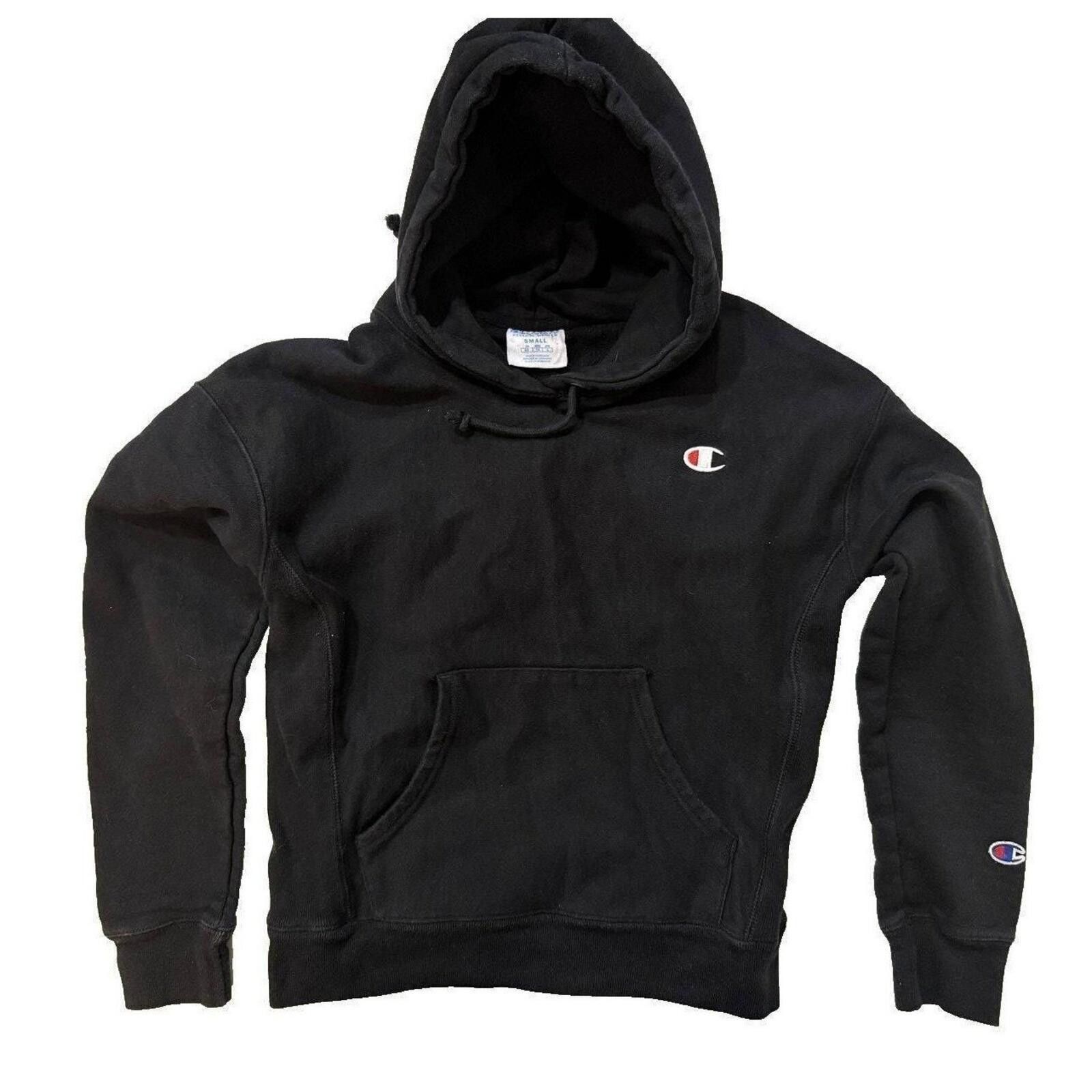 Champion Vintage 90s Champion Reverse Weave Hoodie Men S Embroidered Size US S / EU 44-46 / 1 - 1 Thumbnail
