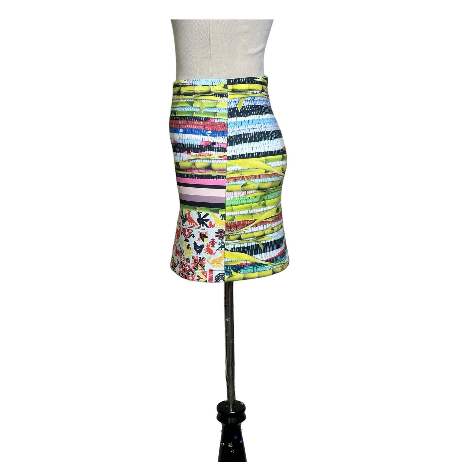 Clover Canyon CLOVER CANYON Surf Shack neoprene mini pencil skirt size XS Size 26" / US 2 / IT 38 - 9 Thumbnail