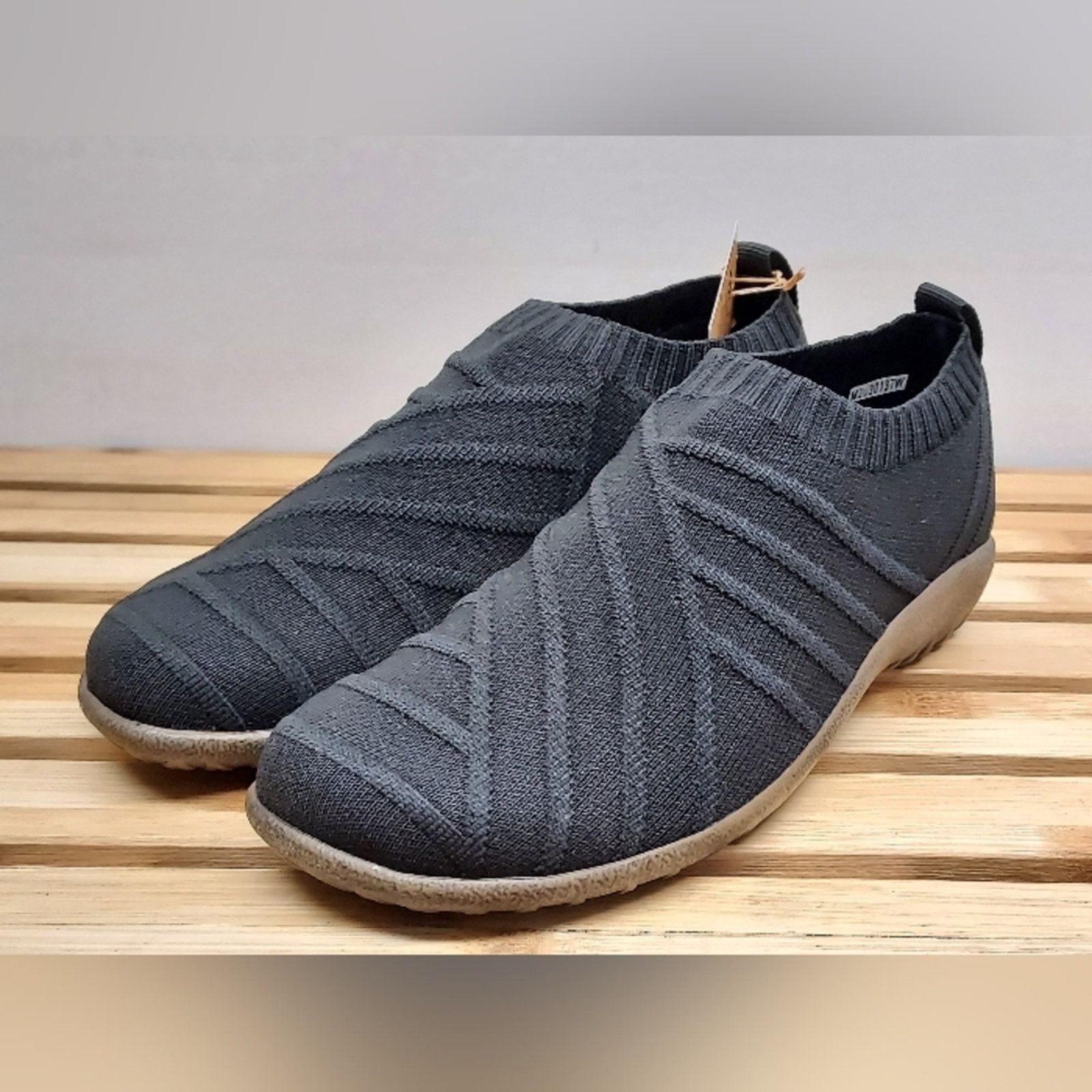 Other NAOT Womens Black Knit Okahu Vegan Slip On Shoes Size 8 (38) Size US 8 / IT 38 - 1 Thumbnail