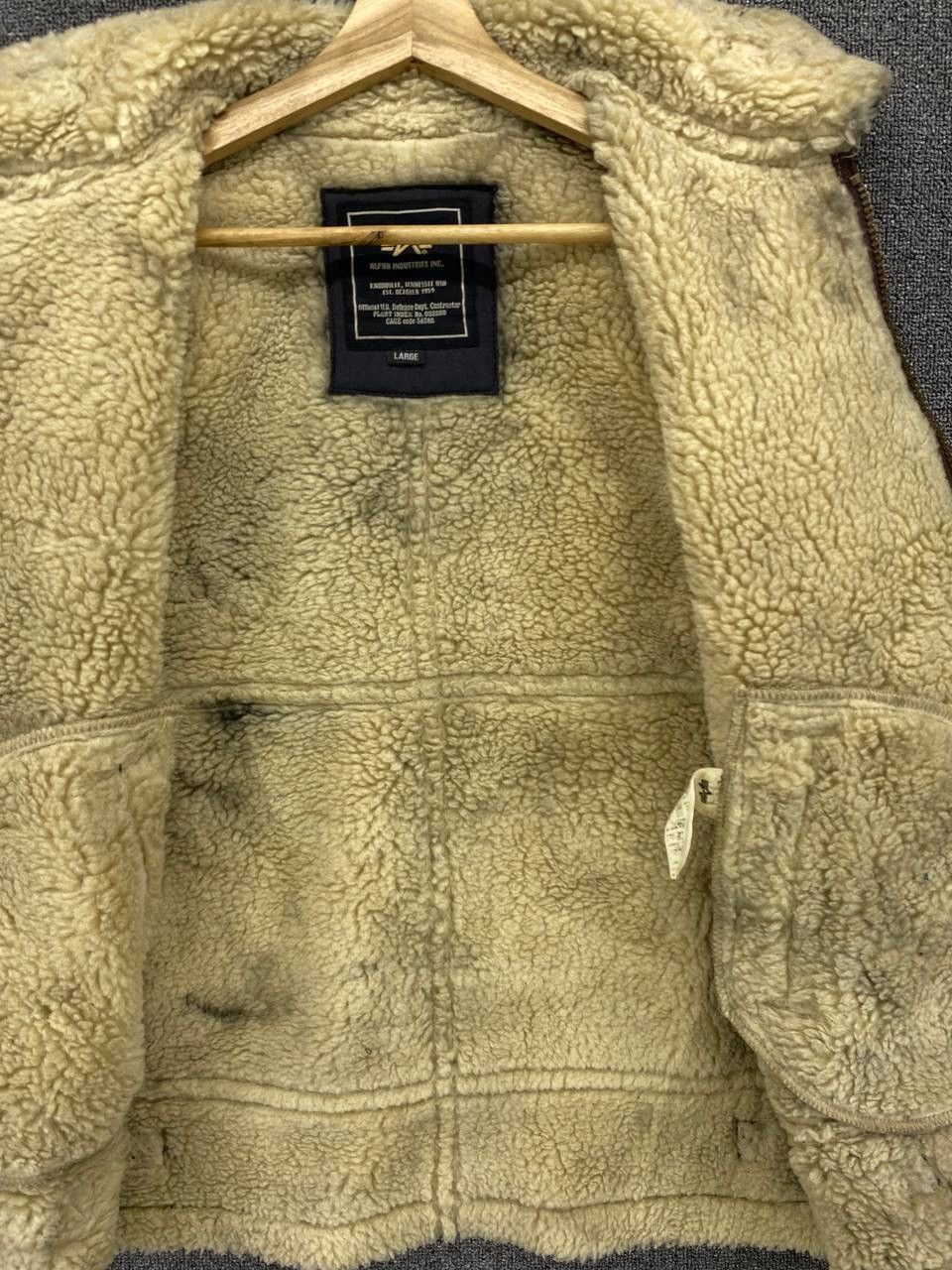 Alpha Industries Vintage Alpha Industries Rare Sherpa Shearling B 3 Jacket Size US L / EU 52-54 / 3 - 7 Thumbnail