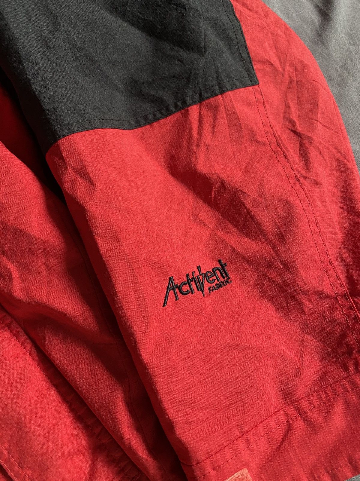 The North Face Vintage 90s The North Face Activent Jacket Pocketable Size US M / EU 48-50 / 2 - 3 Thumbnail
