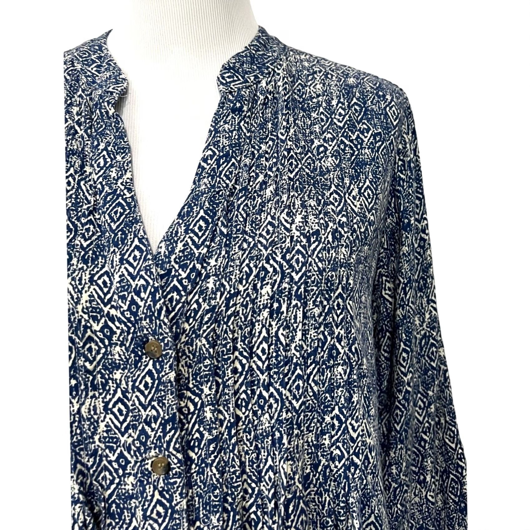 Vintage Rock Flower Paper Women’s Tunic Top Blouse Long Sleeve Pleated Blue White Sz M Clothing Shirt Womens Size M / US 6-8 / IT 42-44 - 2 Thumbnail