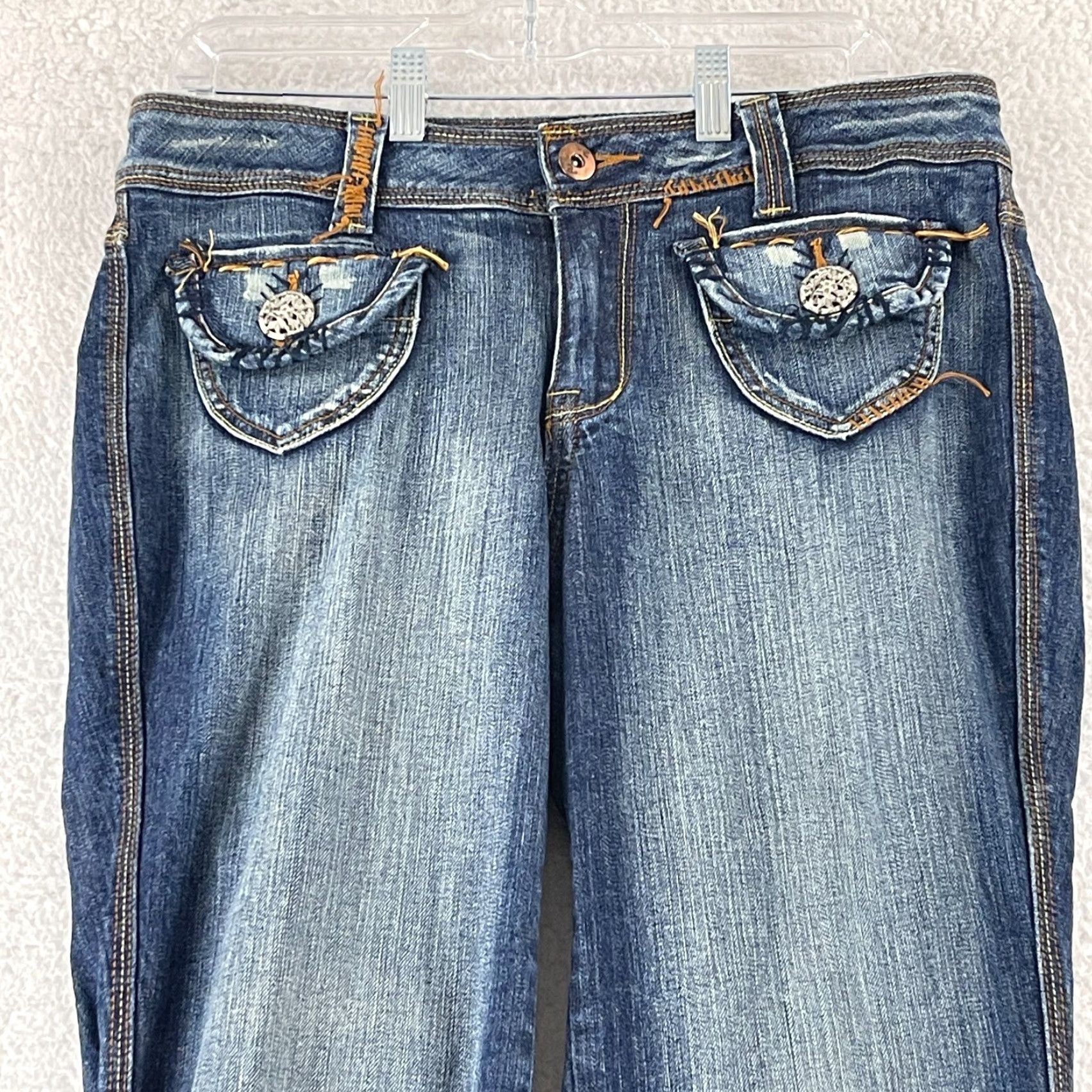 Vintage Request Jeans Jeans Womens Cropped Denim Blue Beaded Embroidered Size 14 5-Pocket Regular Rise Mid 23in Inseam 34in Waist Cotton Spandex Casual Pants Size 36" / US 14 / IT 50 - 2 Thumbnail