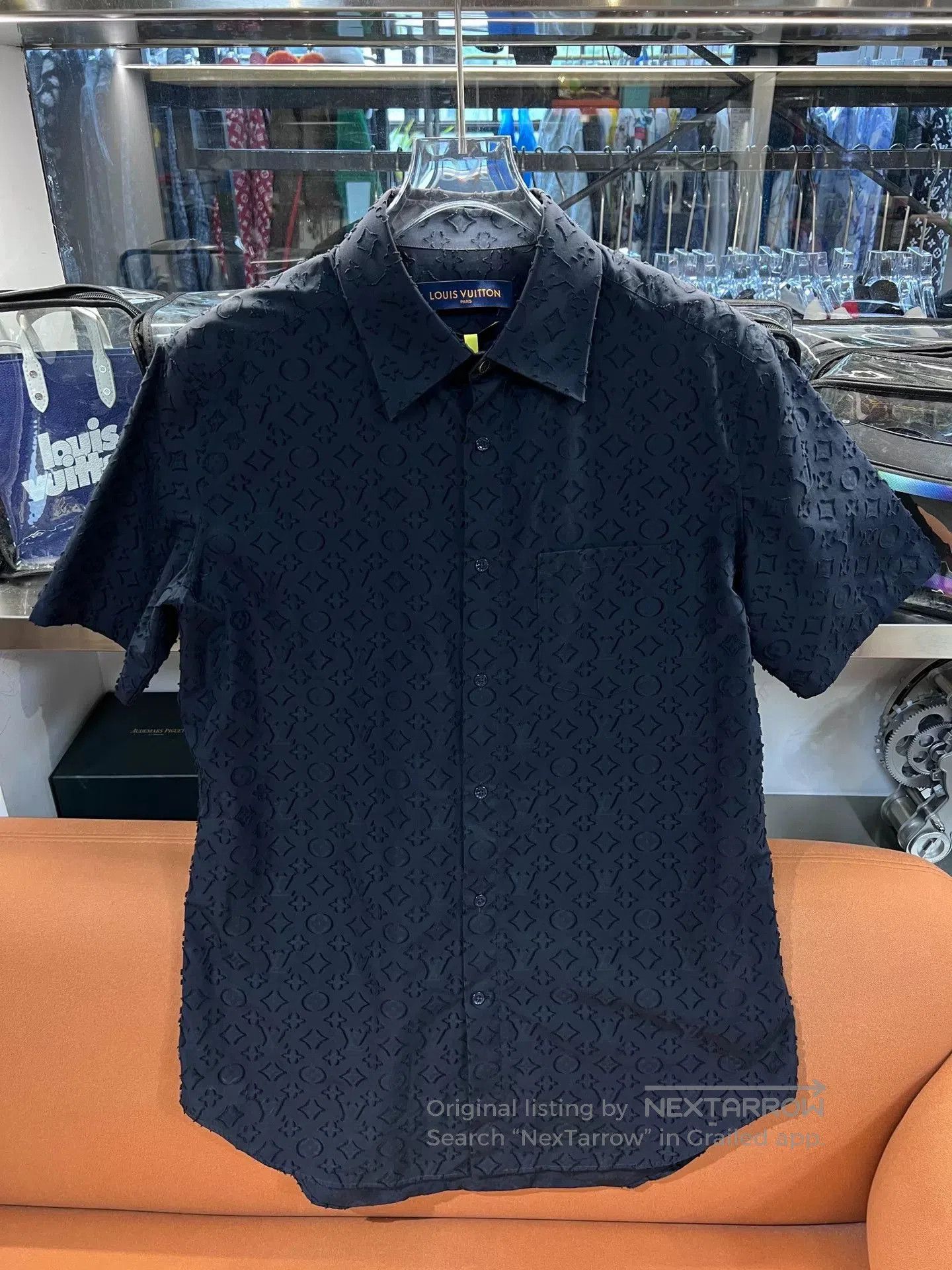 Louis Vuitton Louis Vuitton Logo Print Square Collar Short Sleeve Shirt. Size US M / EU 48-50 / 2 - 1 Thumbnail