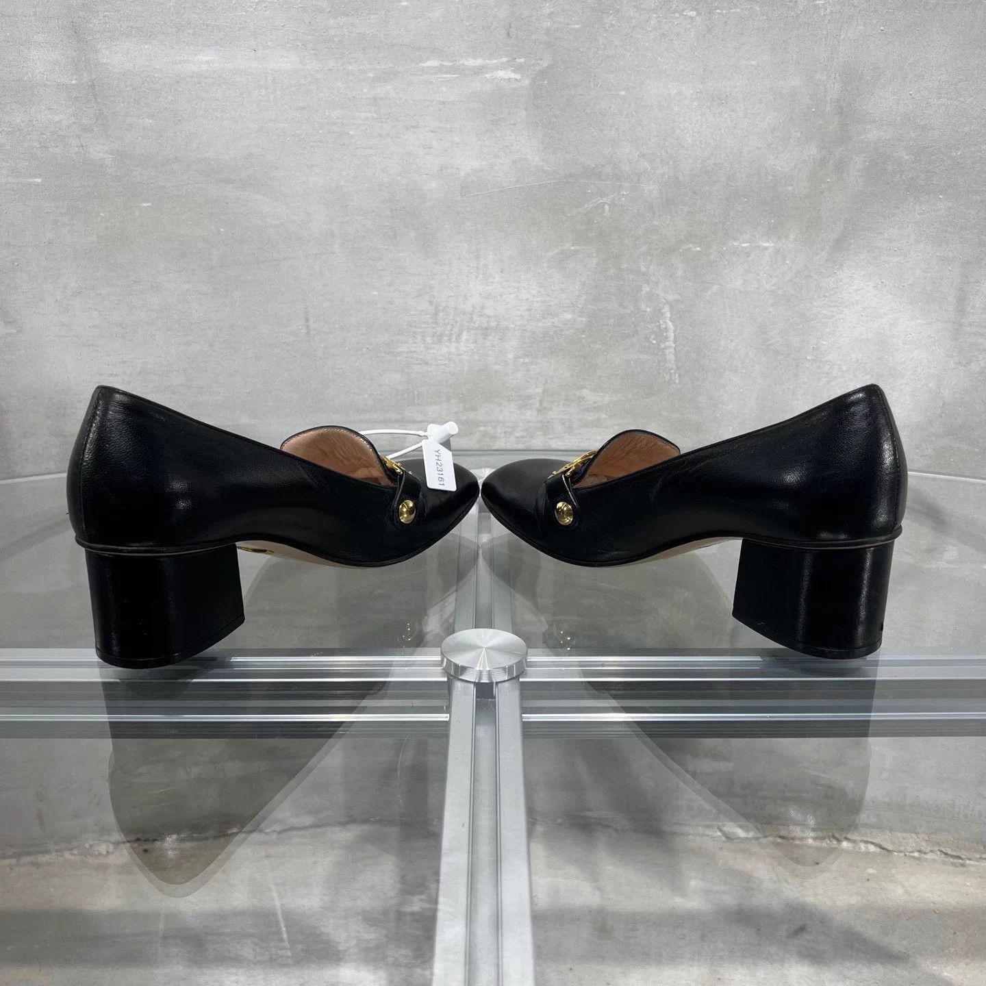 Gucci GUCCI black chain heeled shoes size 37 Size US 6 / IT 36 - 5 Thumbnail