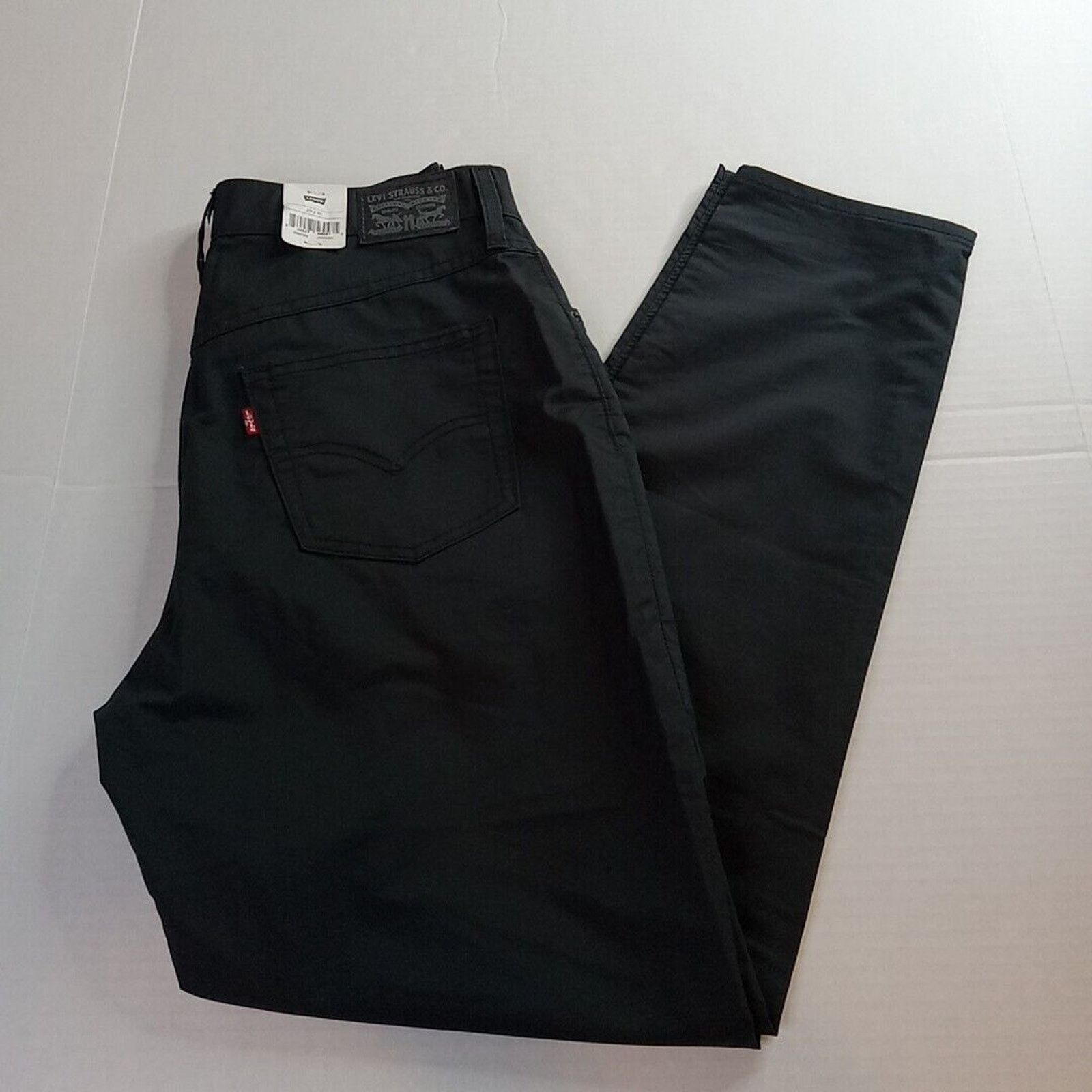 Levi's Levi's Women's High-Waisted Mom Jeans Black Size 29x30 NWT Size 29" - 1 Thumbnail