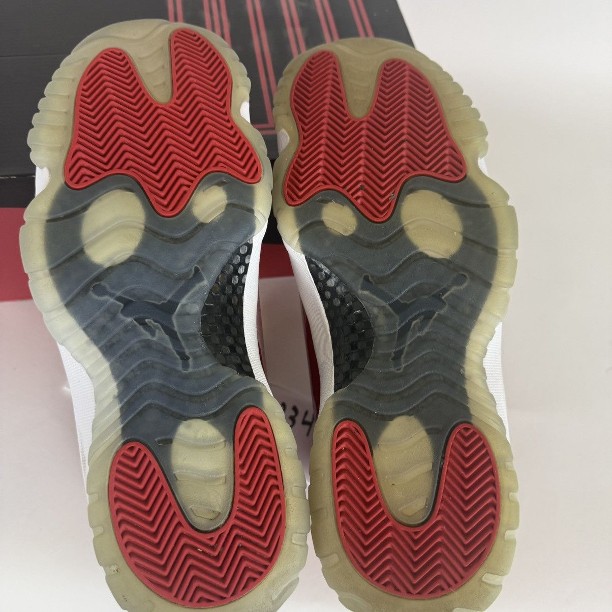 Jordan Brand × Nike Size 10.5-Jordan 11 Win Like ‘96 LIGHTLY WORN red white Size US 10.5 / EU 43-44 - 11 Thumbnail