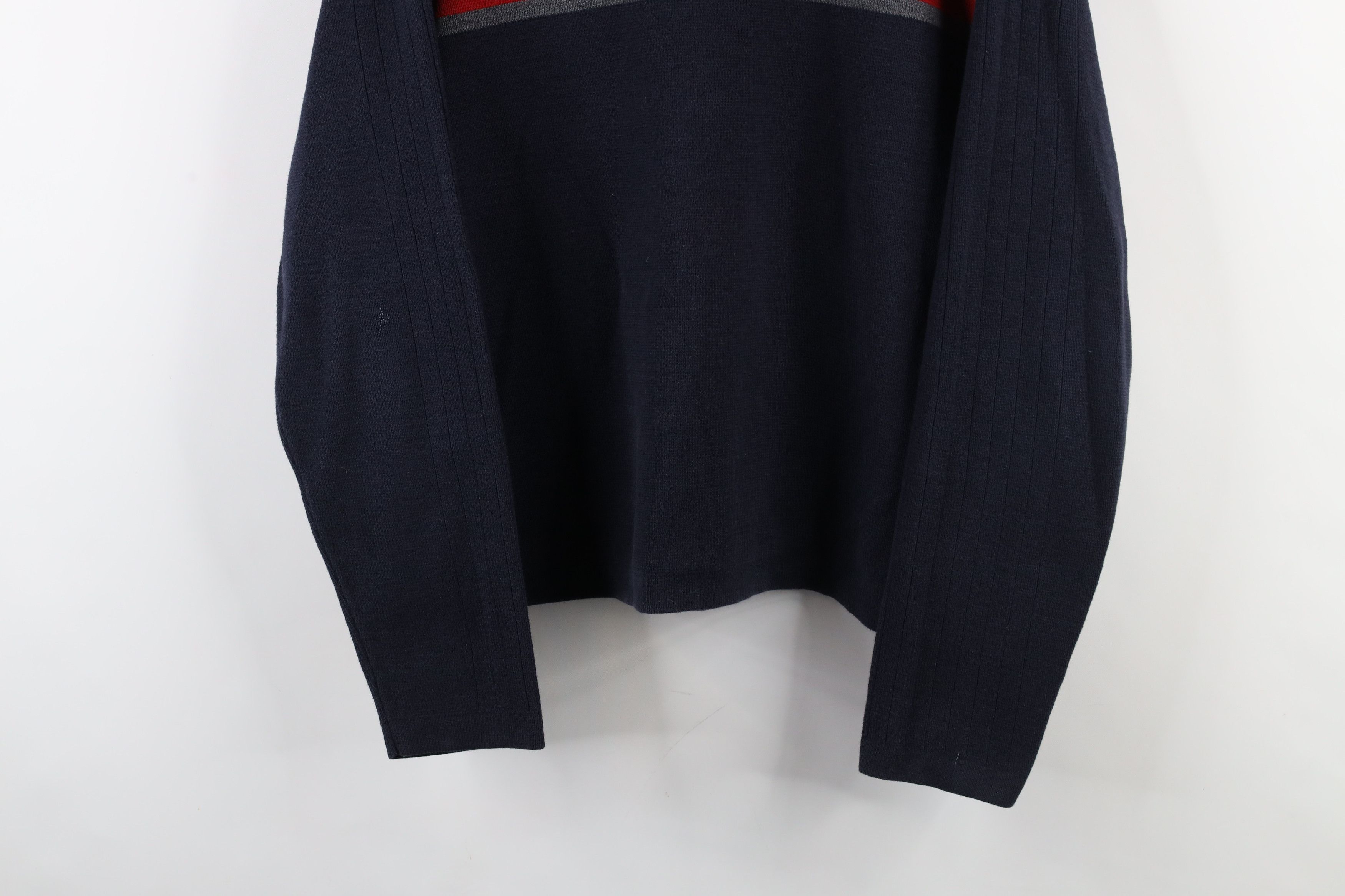 Abercrombie & Fitch × Vintage Vintage Abercrombie & Fitch Heavyweight Knit V-Neck Sweater Size US L / EU 52-54 / 3 - 3 Thumbnail
