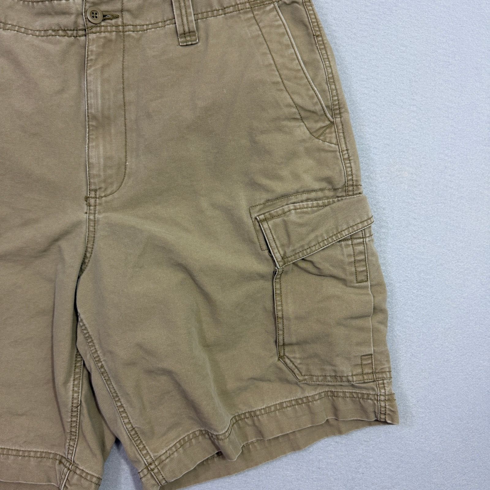 Old Navy Vintage Old Navy Cargo Shorts Men's 36 Tan 10" Inseam y2k Size US 36 / EU 52 - 3 Thumbnail