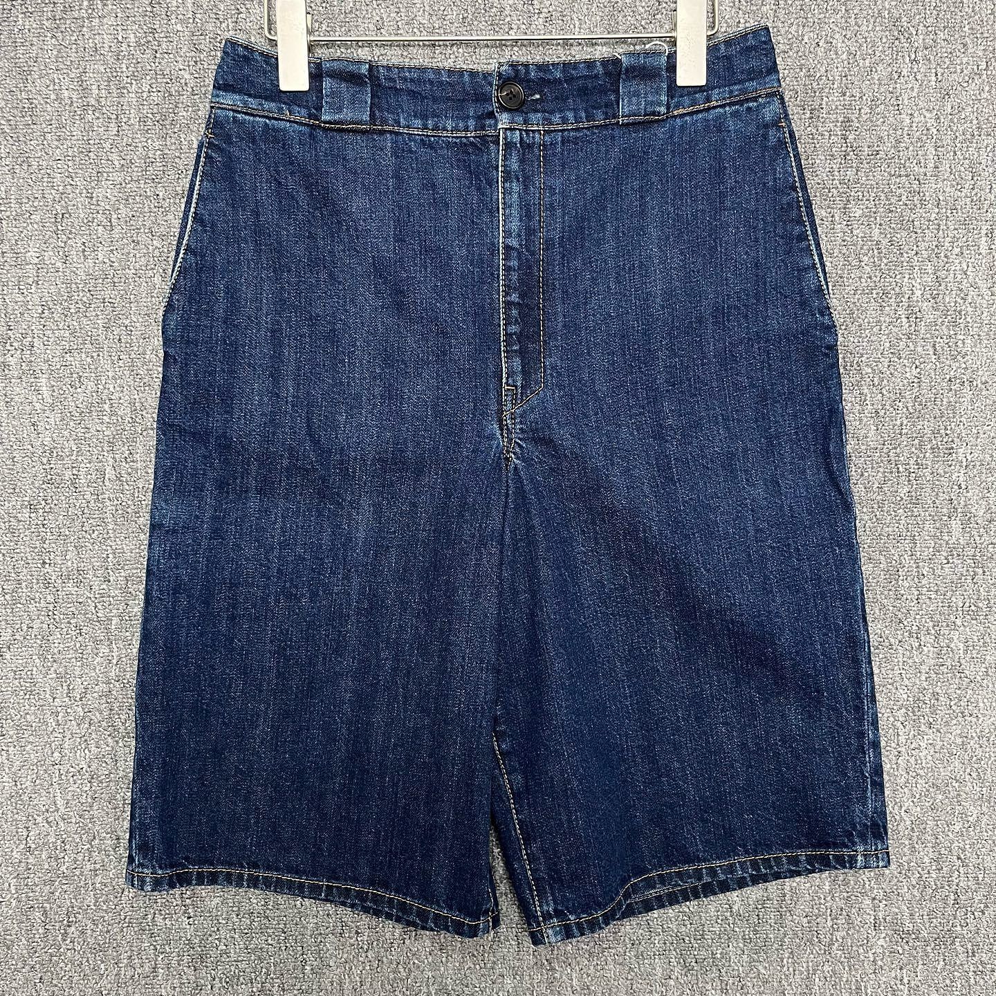 Prada Prada Metal Triangle Logo Denim Shorts Size 30 Size US 40 / EU 56 - 1 Thumbnail