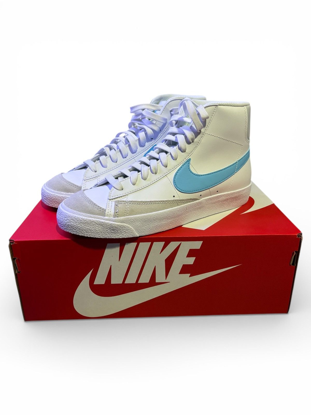 Nike Nike Blazer Mid '77 University Blue Size US 7 / EU 40 - 1 Thumbnail