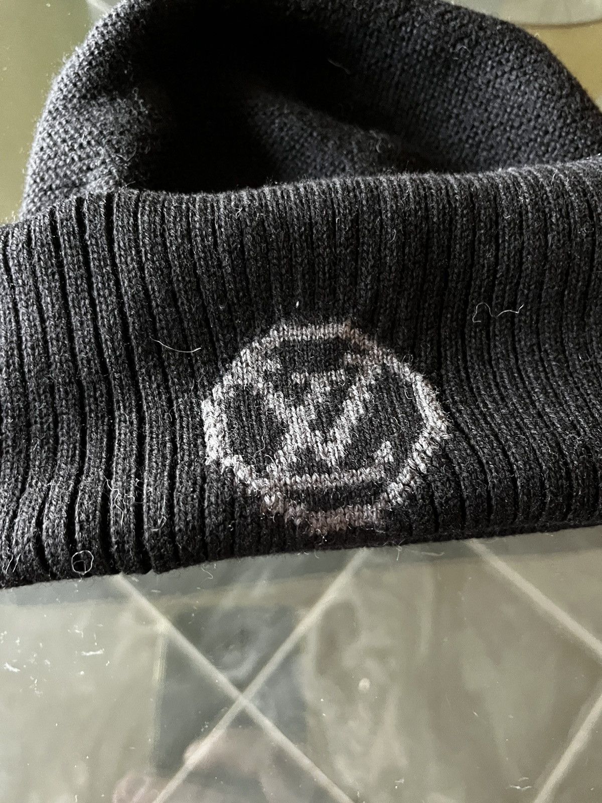 Louis Vuitton Louis Vuitton Rare Beanie Size ONE SIZE - 2 Thumbnail