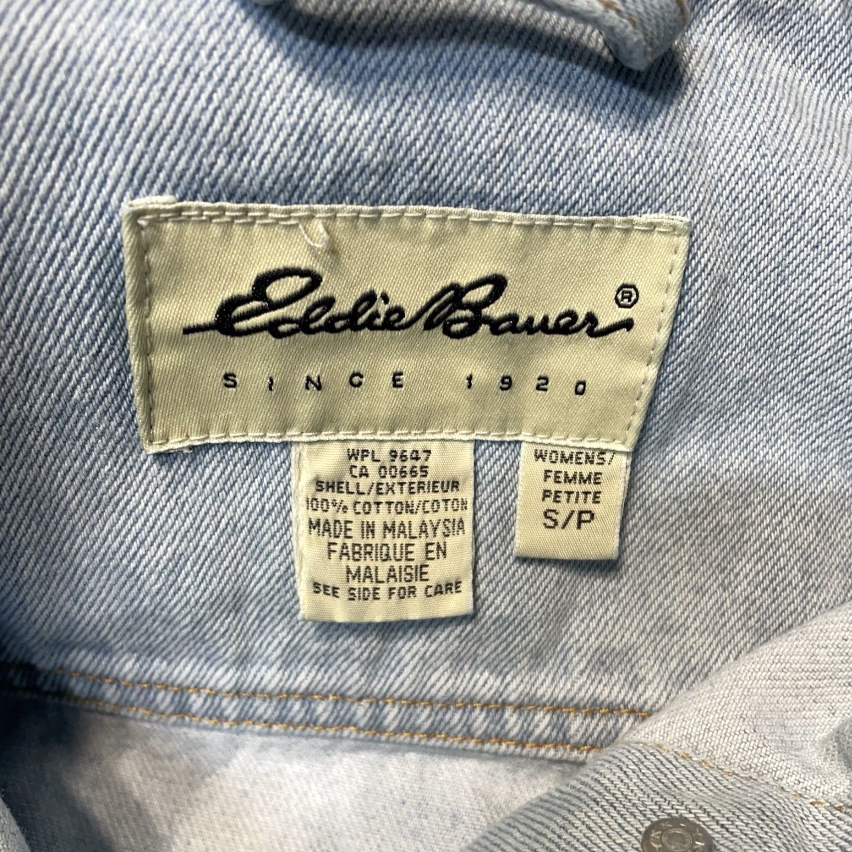 Eddie Bauer VINTAGE Eddie Bauer Denim Jacket Womens Petite Small Blue Cotton Basic Jacket Size 28" / US 6 / IT 42 - 2 Thumbnail