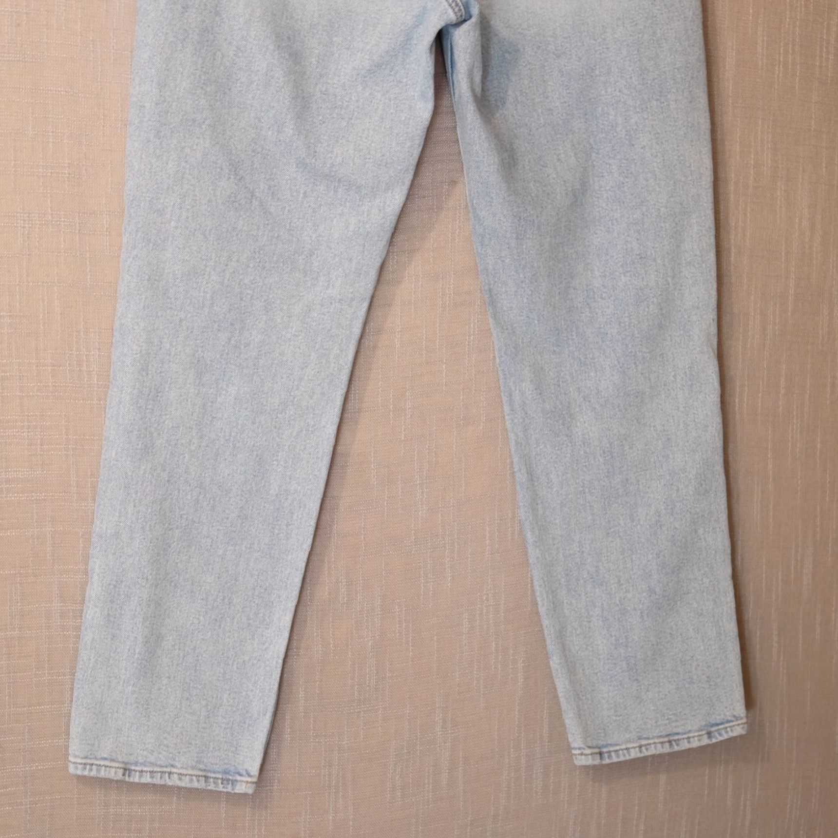 American Eagle Outfitters American Eagle Outfitters Strigid Mom Jeans Light Wash High-Rise Women’s 8 Blue Denim 5-Pocket Distressed Stretch Regular Inseam 27-1/2 in Womens Size 30" / US 8 / IT 44 - 7 Thumbnail