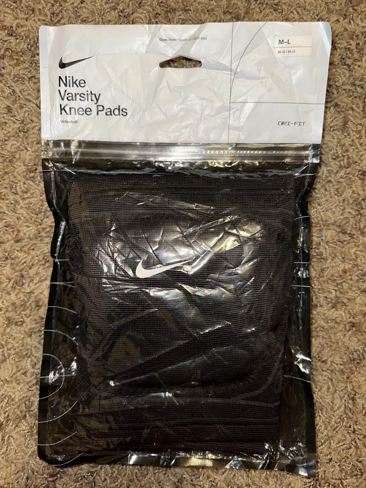 Nike Nike Varsity Knee Pad Size ONE SIZE - 1 Thumbnail