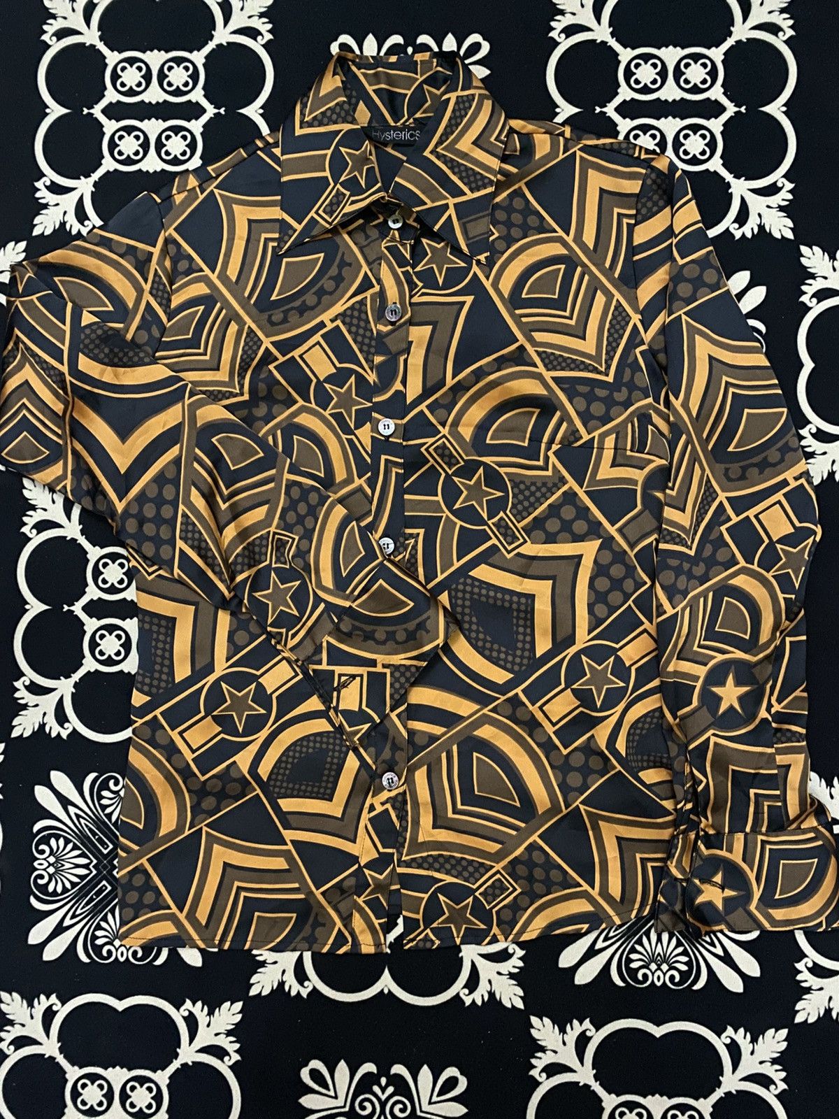 Hysteric Glamour Hysteric Glamour overprint button up shirt Size S / US 4 / IT 40 - 1 Thumbnail