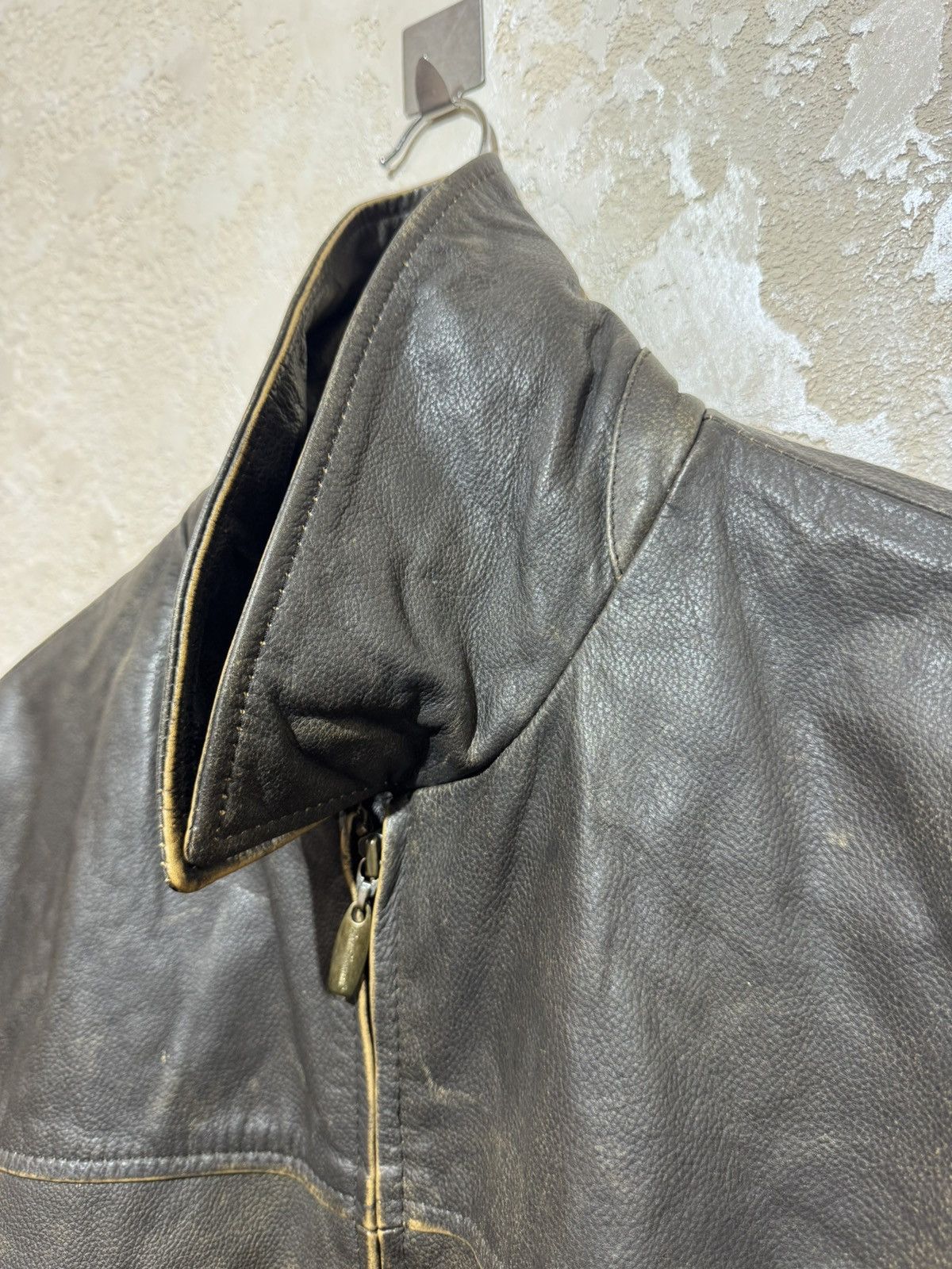 Ben Sherman Ben Sherman Vintage Heavy Faded Leather Jacket Size XL Size US XL / EU 56 / 4 - 16 Thumbnail