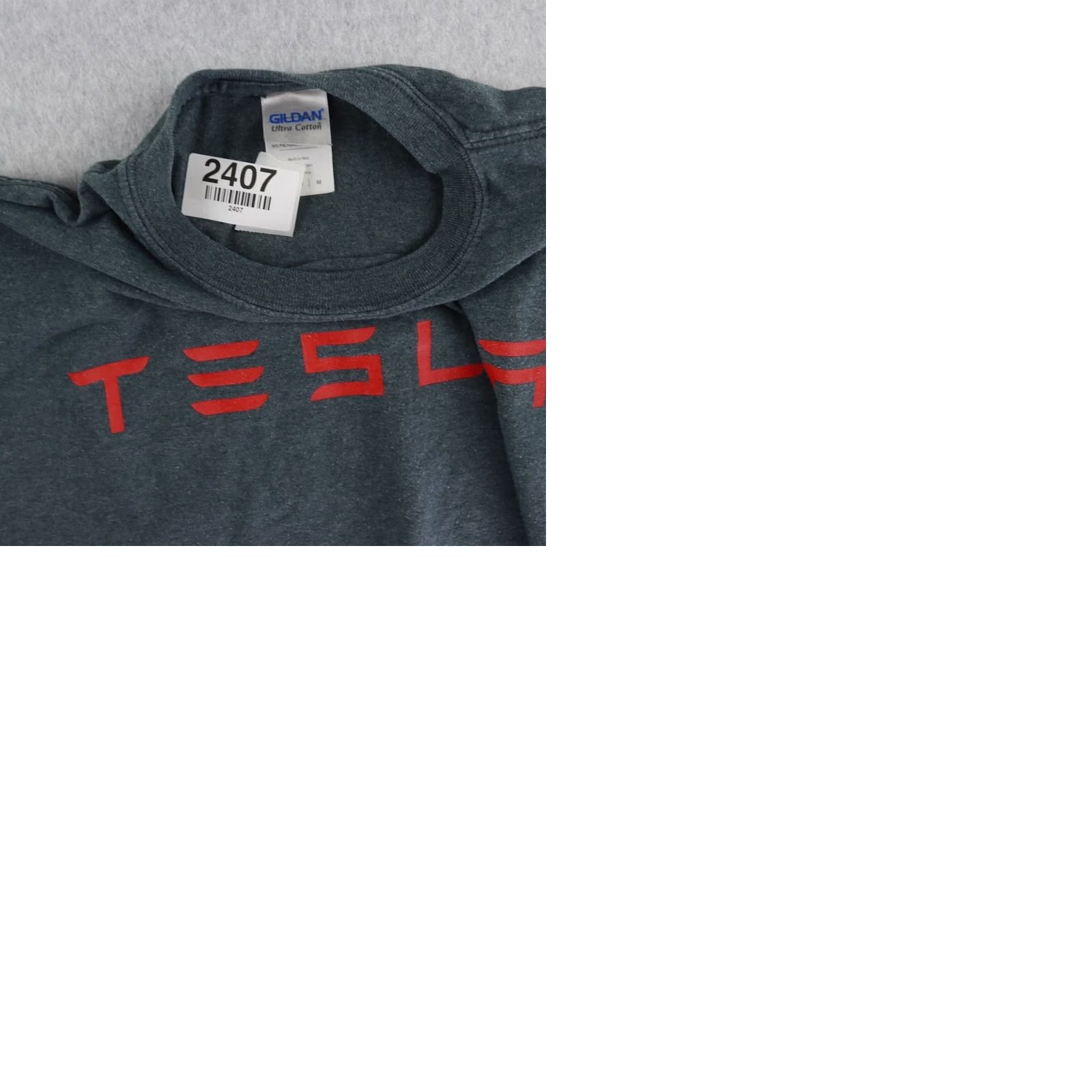 Gildan TESLA T-Shirt Gray Size M Adult Mens Short Sleeve Regular Size US M / EU 48-50 / 2 - 10 Thumbnail