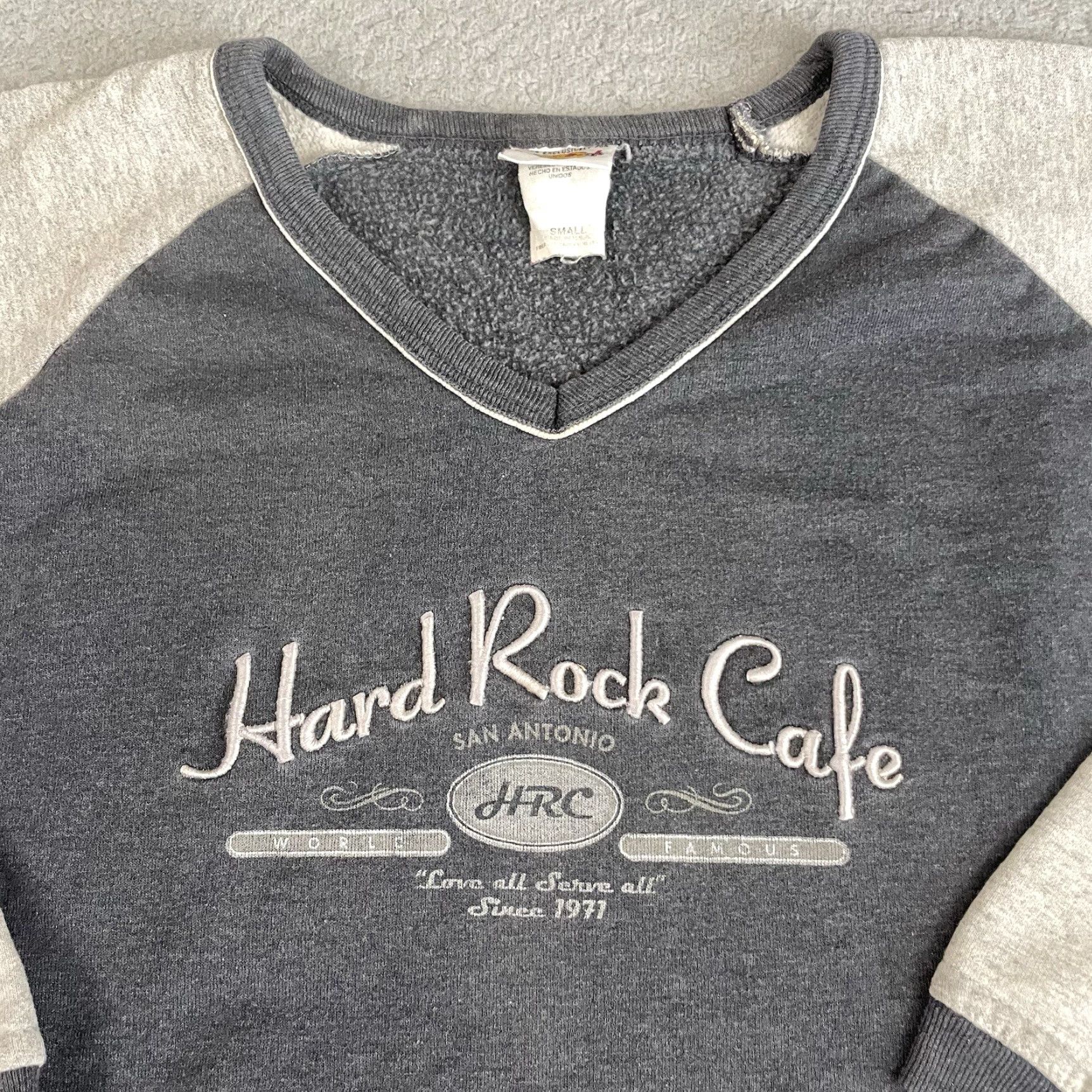 Hard Rock Cafe VINTAGE Hard Rock Cafe Sweatshirt Womens S Gray Cropped V Neck Pullover S Size S / US 4 / IT 40 - 2 Thumbnail