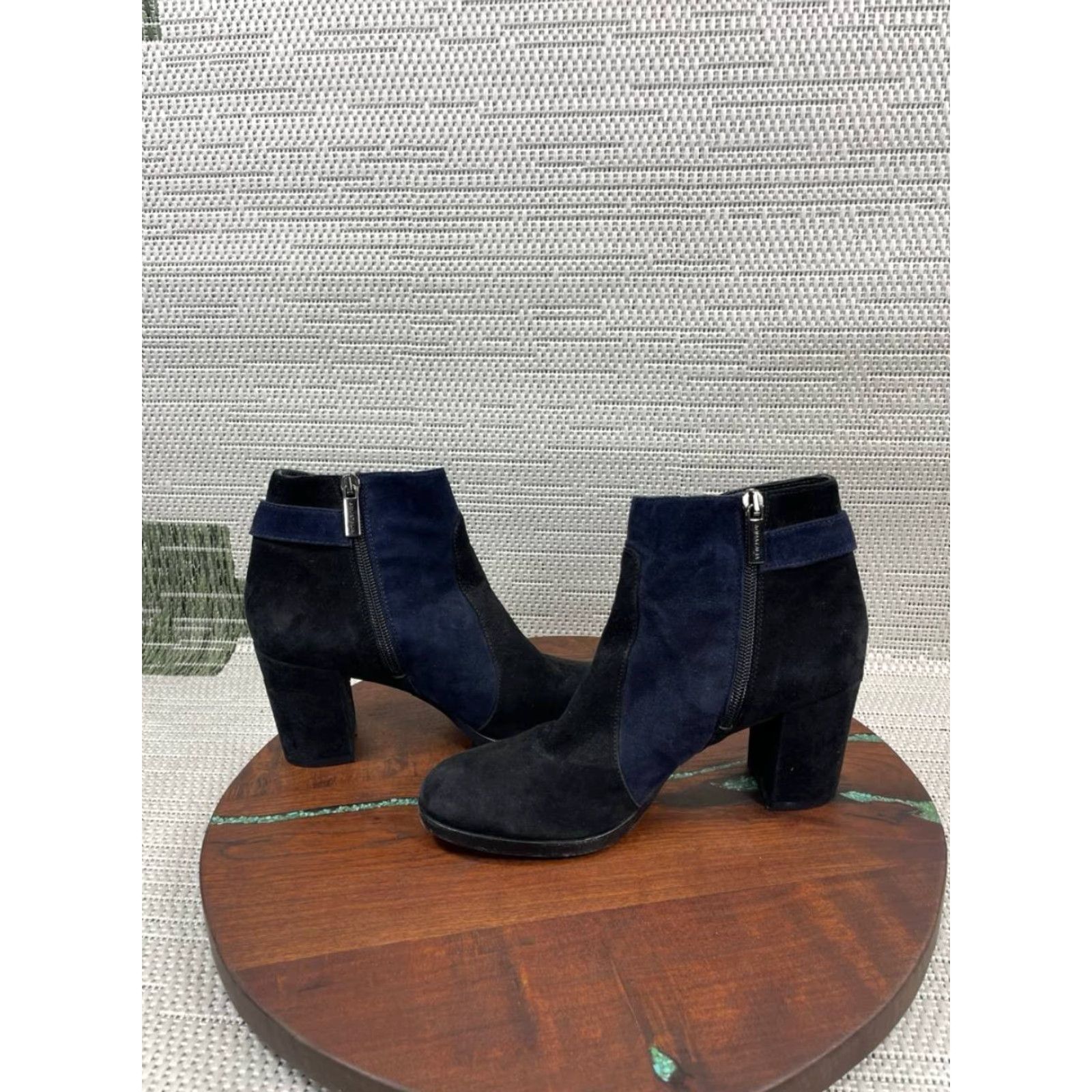 Aquatalia Aquatalia Boots Womens 7 US Eliana Black Suede Ankle Side Zip Heeled Bootie Women's Boots Suede Black Eliana Aquatalia Bootie Size US 7 / IT 37 - 7 Thumbnail