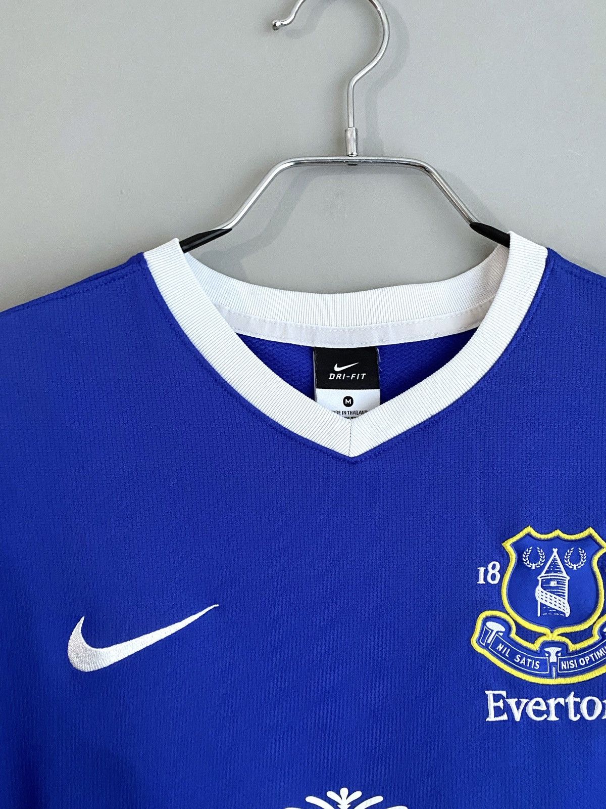 Nike Nike FC Everton 2012/2013 Home Soccer Jersey, M 510520-471 Size US M / EU 48-50 / 2 - 11 Thumbnail