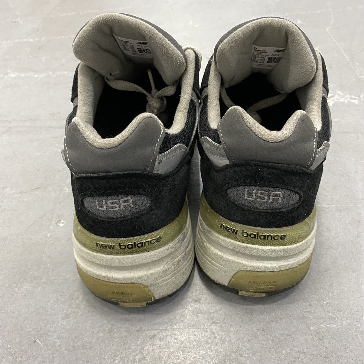 New Balance × Vintage New Balance 992 “Black” M992EB Made in USA RARE EUC Size US 8.5 / EU 41-42 - 5 Thumbnail