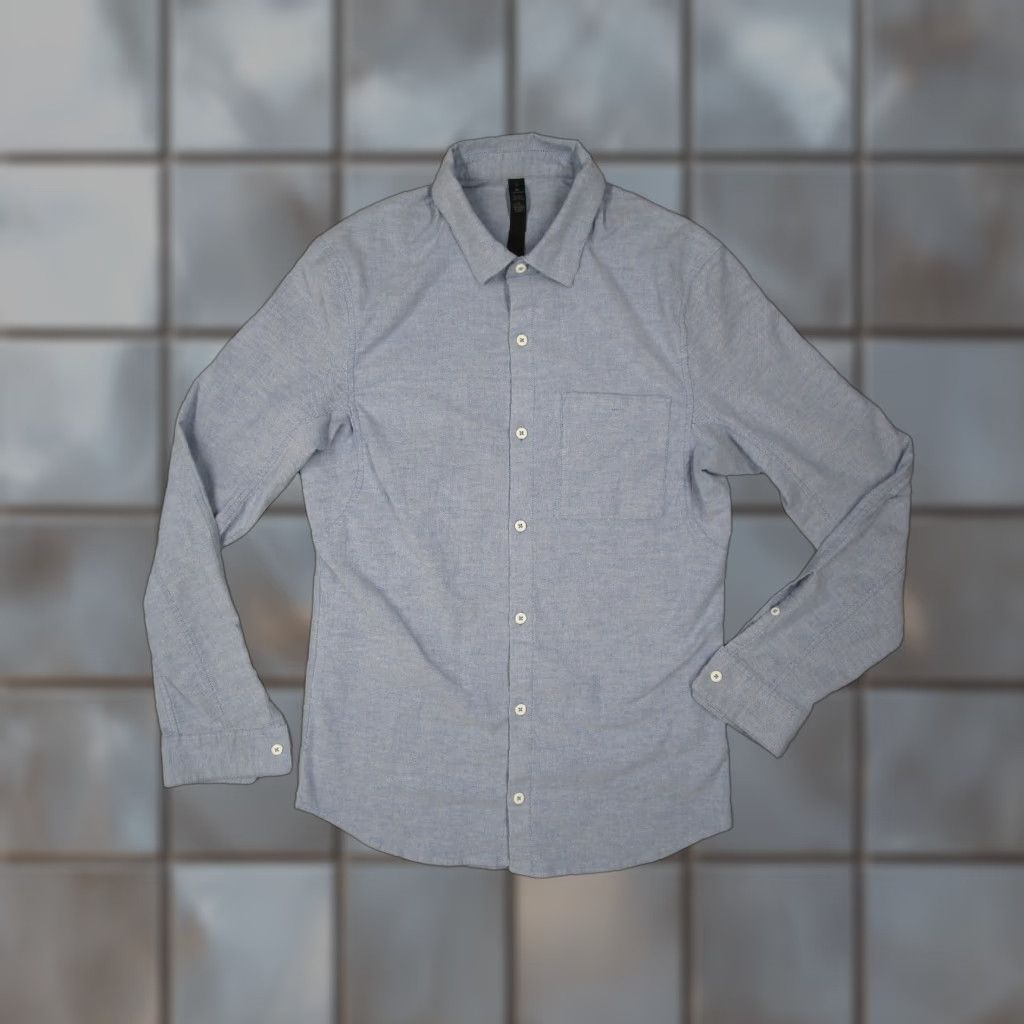 Lululemon LULULEMON Men's Small Blue Chambray Button-Up Long Sleeve Shirt Casual Travel Size US S / EU 44-46 / 1 - 1 Thumbnail