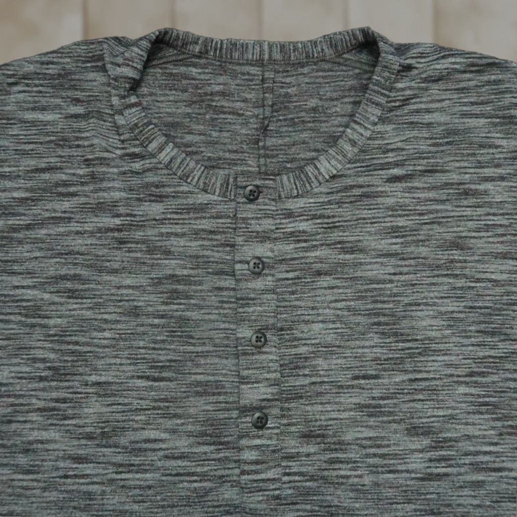 Lululemon Lululemon Shirt Men XL Gray Performance Long Sleeve Henley Lightweight Pullover Athletic Regular T-Shirt Size US XL / EU 56 / 4 - 1 Thumbnail