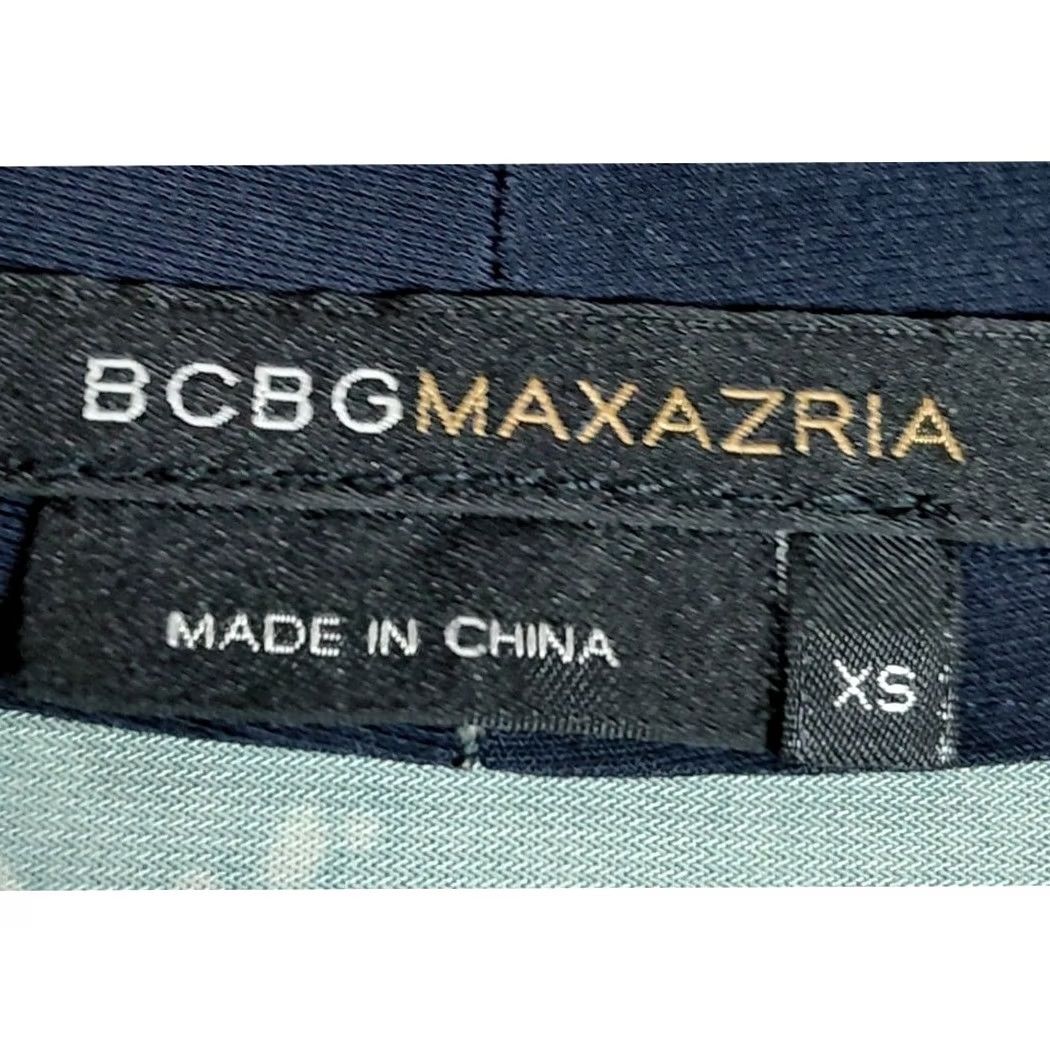Bcbgmaxazria BCBGMAXAZRIA Floral Green V-Neck Short Sleeve Top Women Size XS Size XS / US 0-2 / IT 36-38 - 3 Thumbnail
