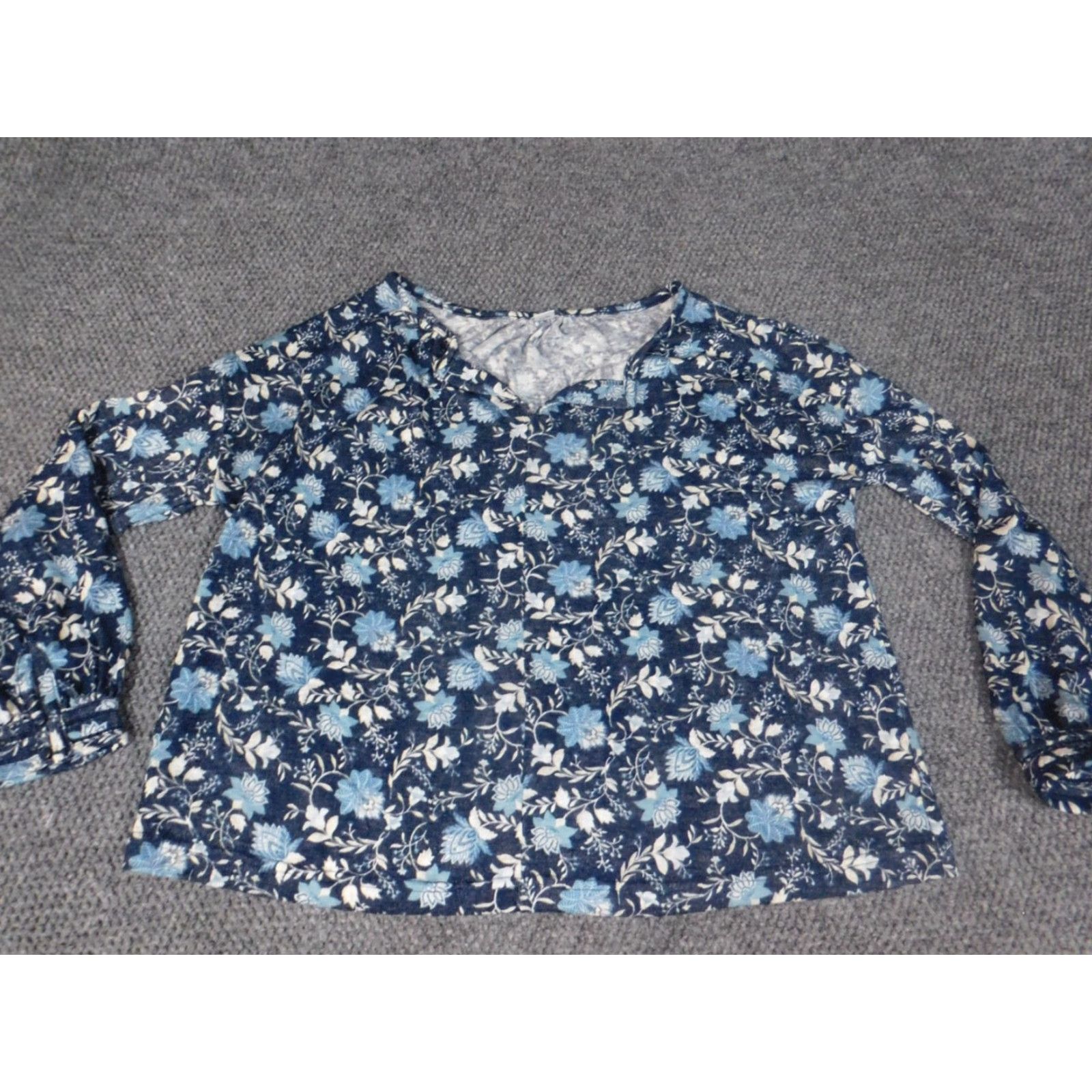 Old Navy Old Navy Blouse Womens Small Blue Floral Pullover Crew Neck Stretch Top Regular Size S Casual Size S / US 4 / IT 40 - 2 Thumbnail